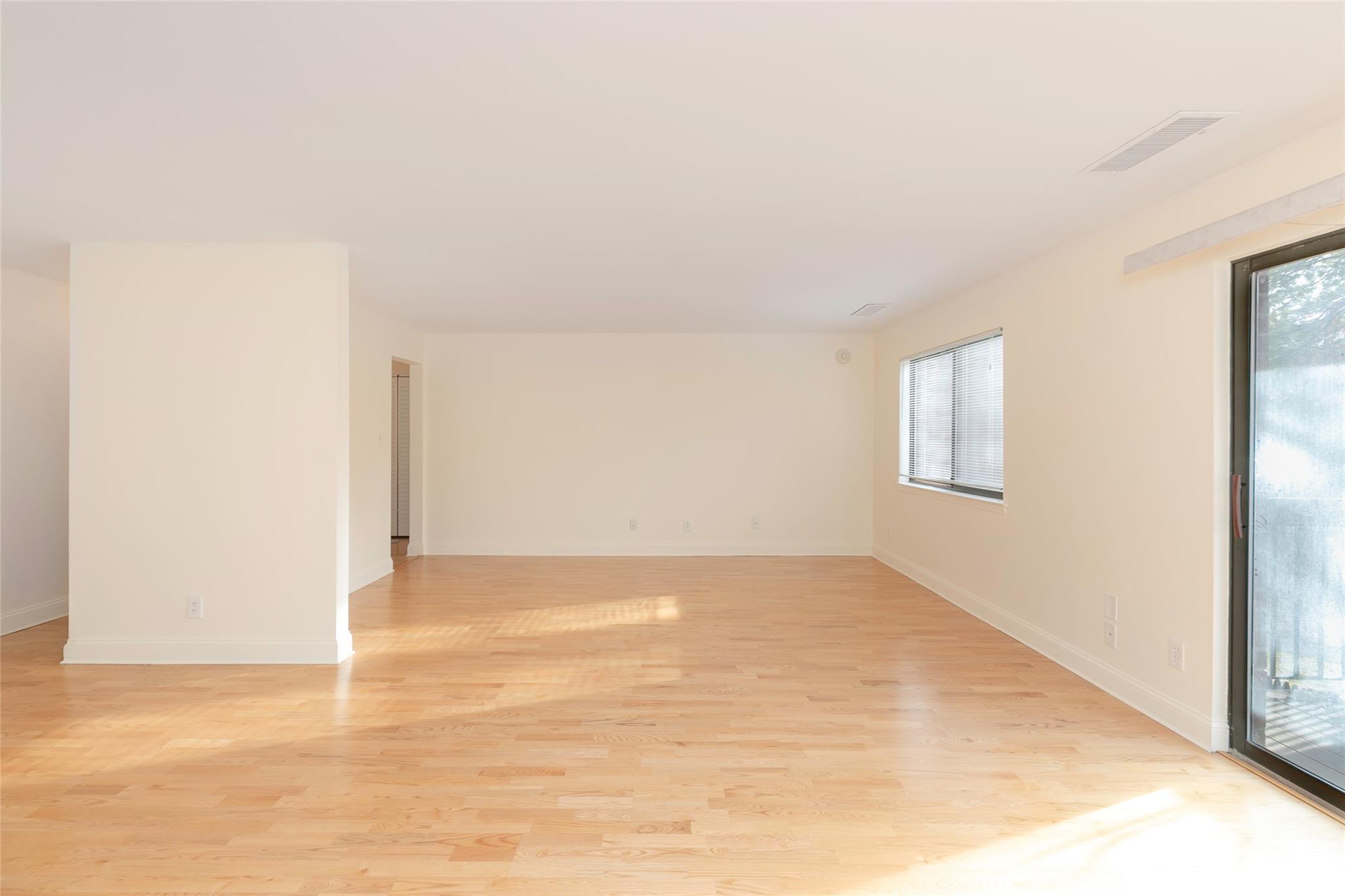Condo Bronxville Glen  Westchester County, NY 10708, MLS-822109-21