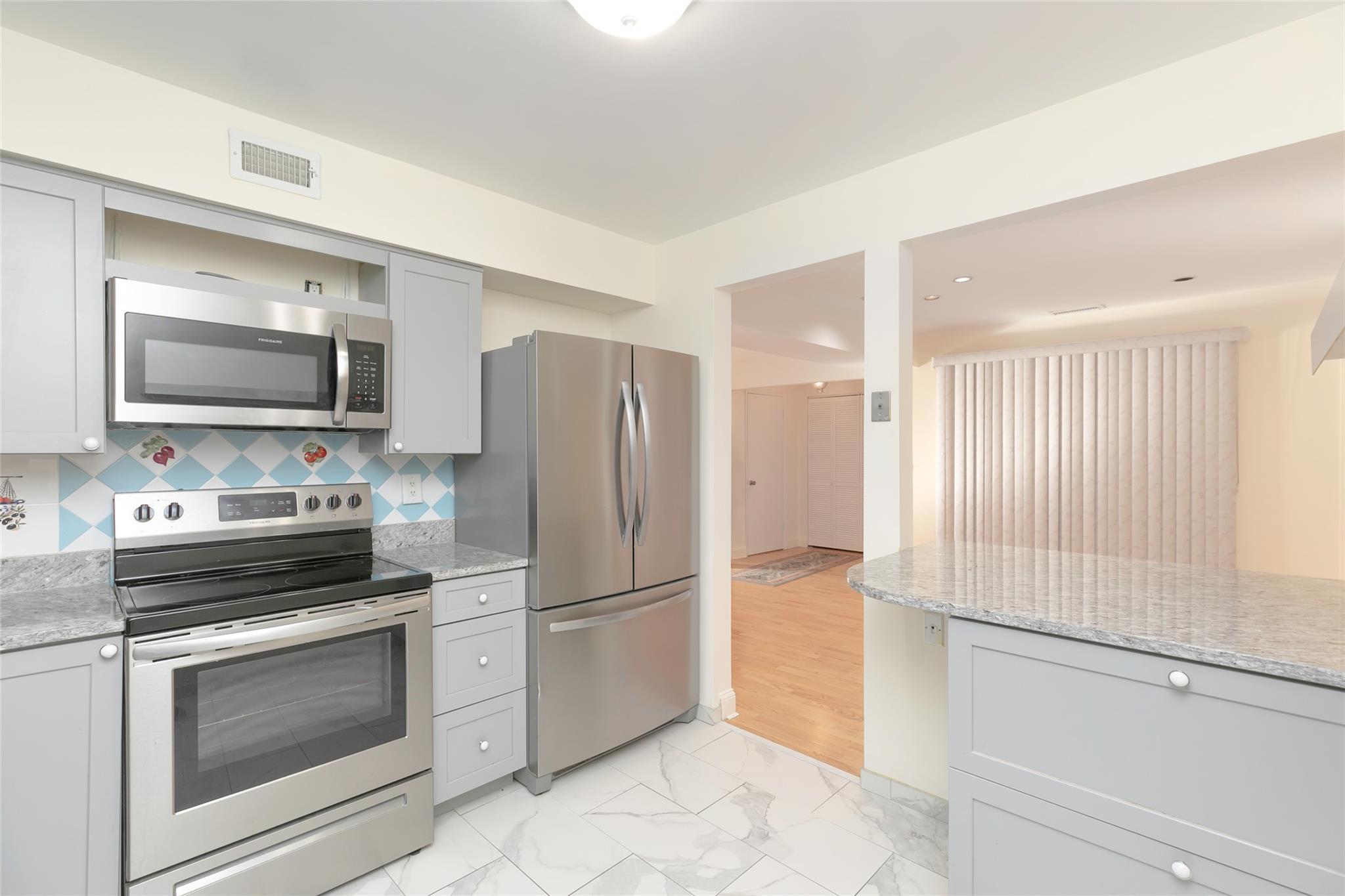 Condo Bronxville Glen  Westchester County, NY 10708, MLS-822109-7