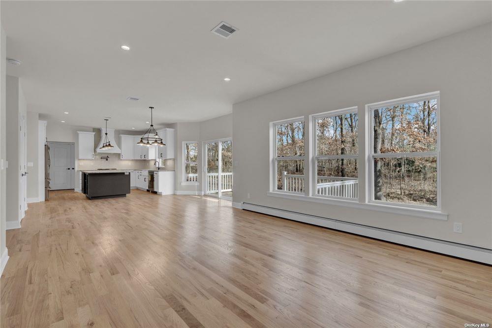 Single Family Westfield  Suffolk County, NY 11727, MLS-822170-10