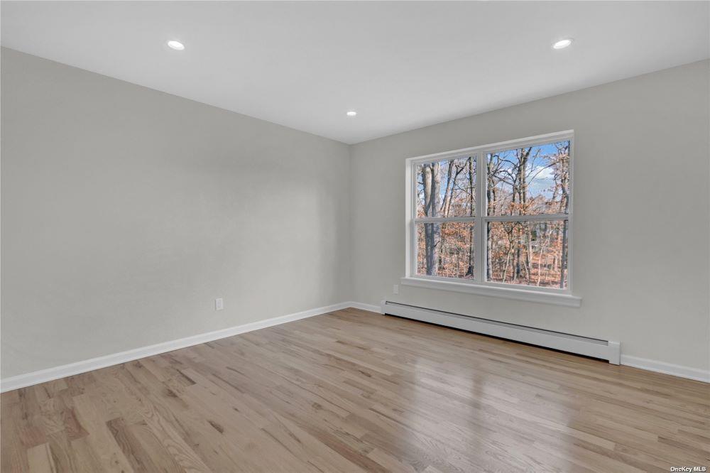 Single Family Westfield  Suffolk County, NY 11727, MLS-822170-18