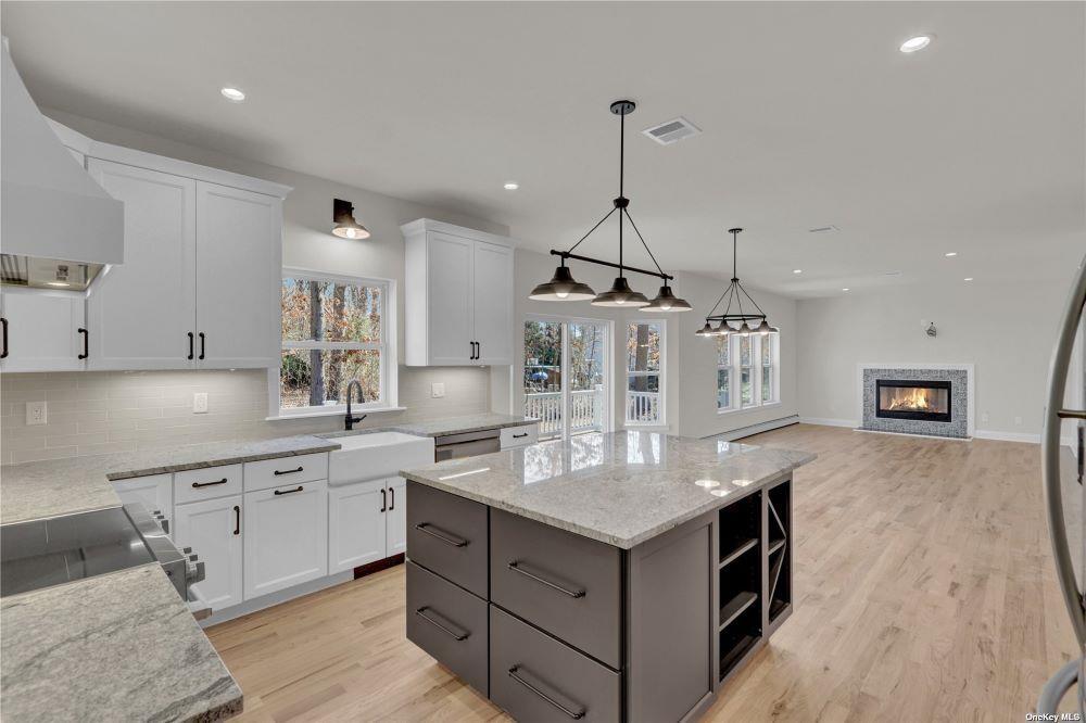 Single Family Westfield  Suffolk County, NY 11727, MLS-822170-7