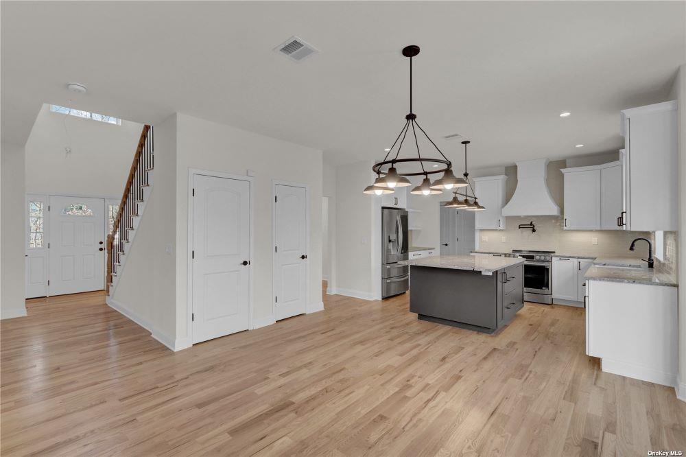 Single Family Westfield  Suffolk County, NY 11727, MLS-822170-9