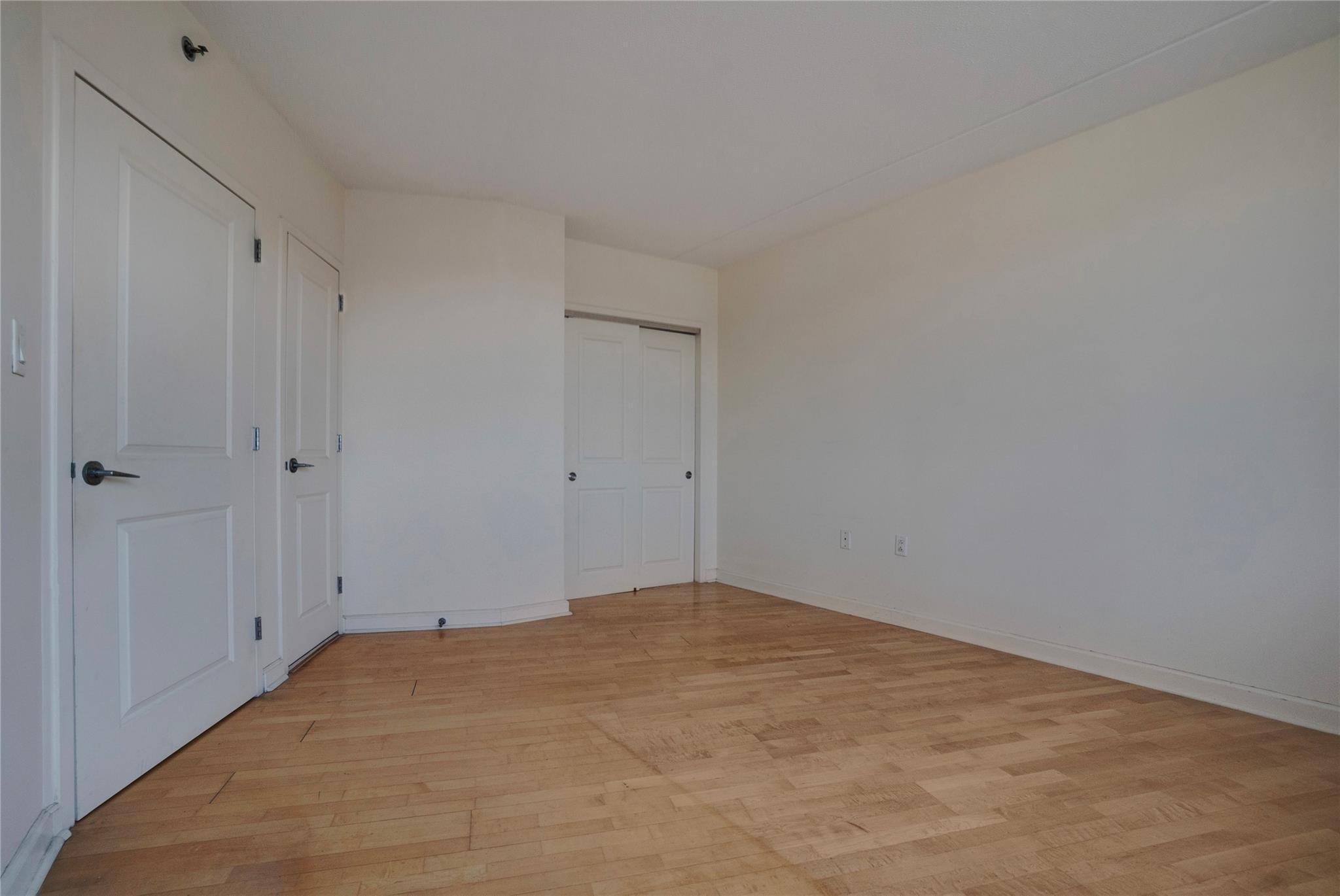 Condo Beach 117th  Queens, NY 11694, MLS-822180-11
