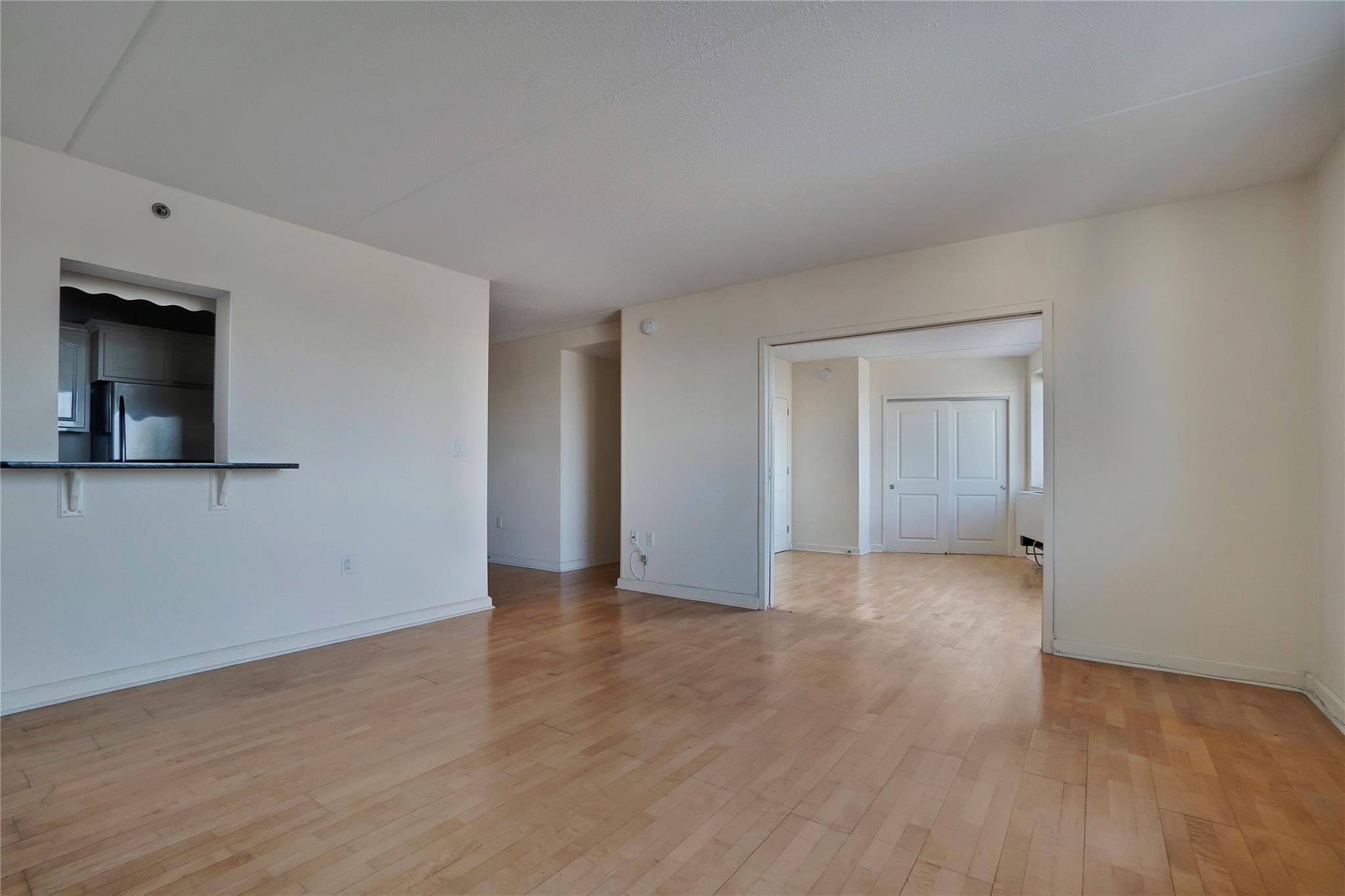 Condo Beach 117th  Queens, NY 11694, MLS-822180-5