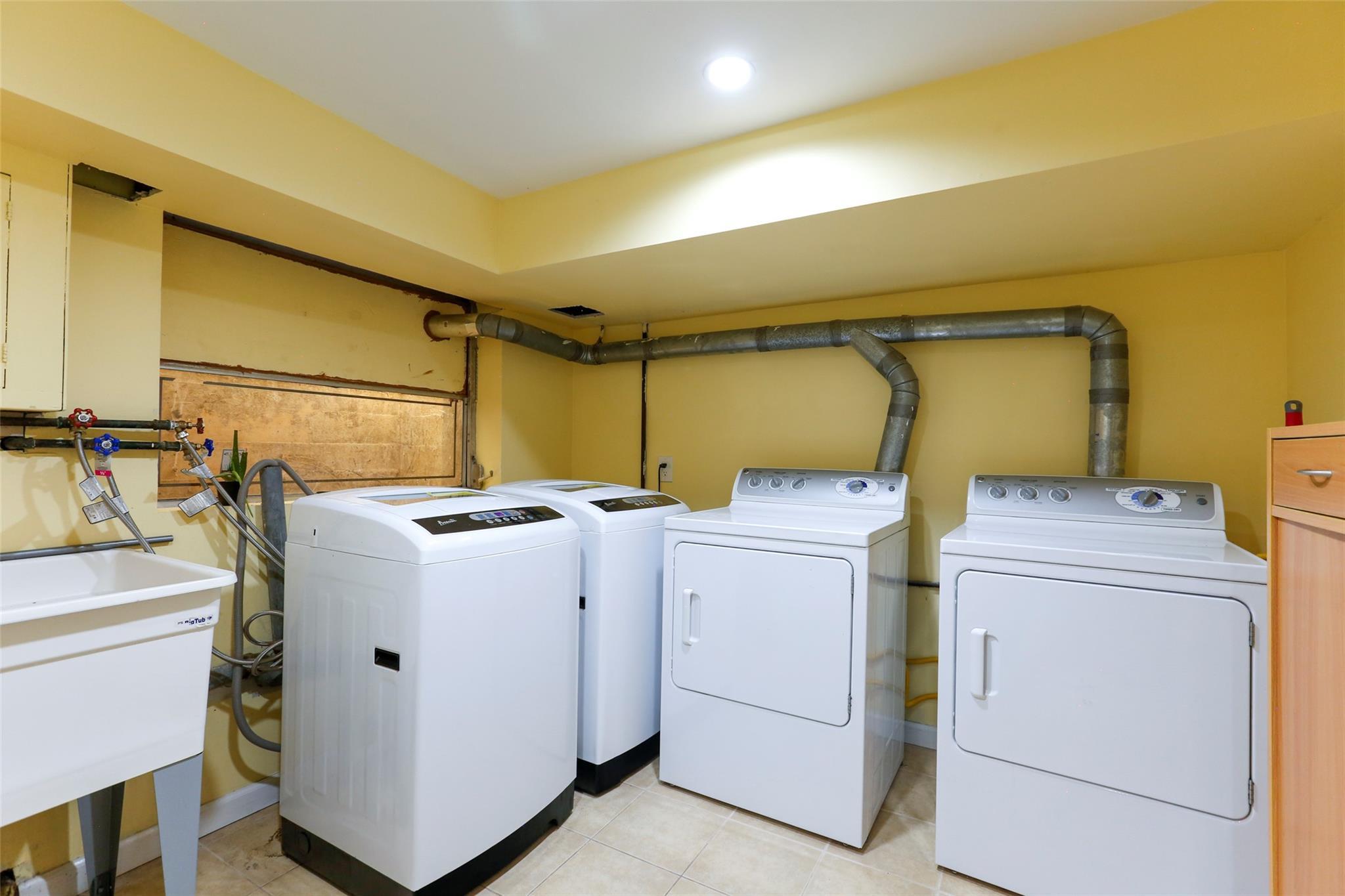 Single Family Exeter  Queens, NY 11375, MLS-822213-21