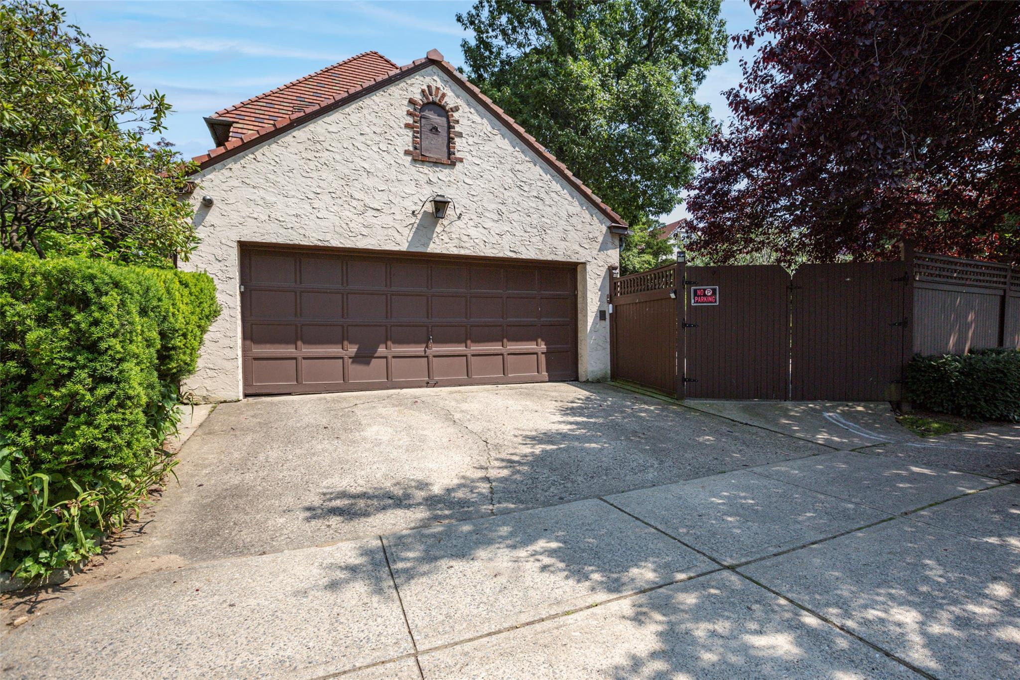 Single Family Exeter  Queens, NY 11375, MLS-822213-29