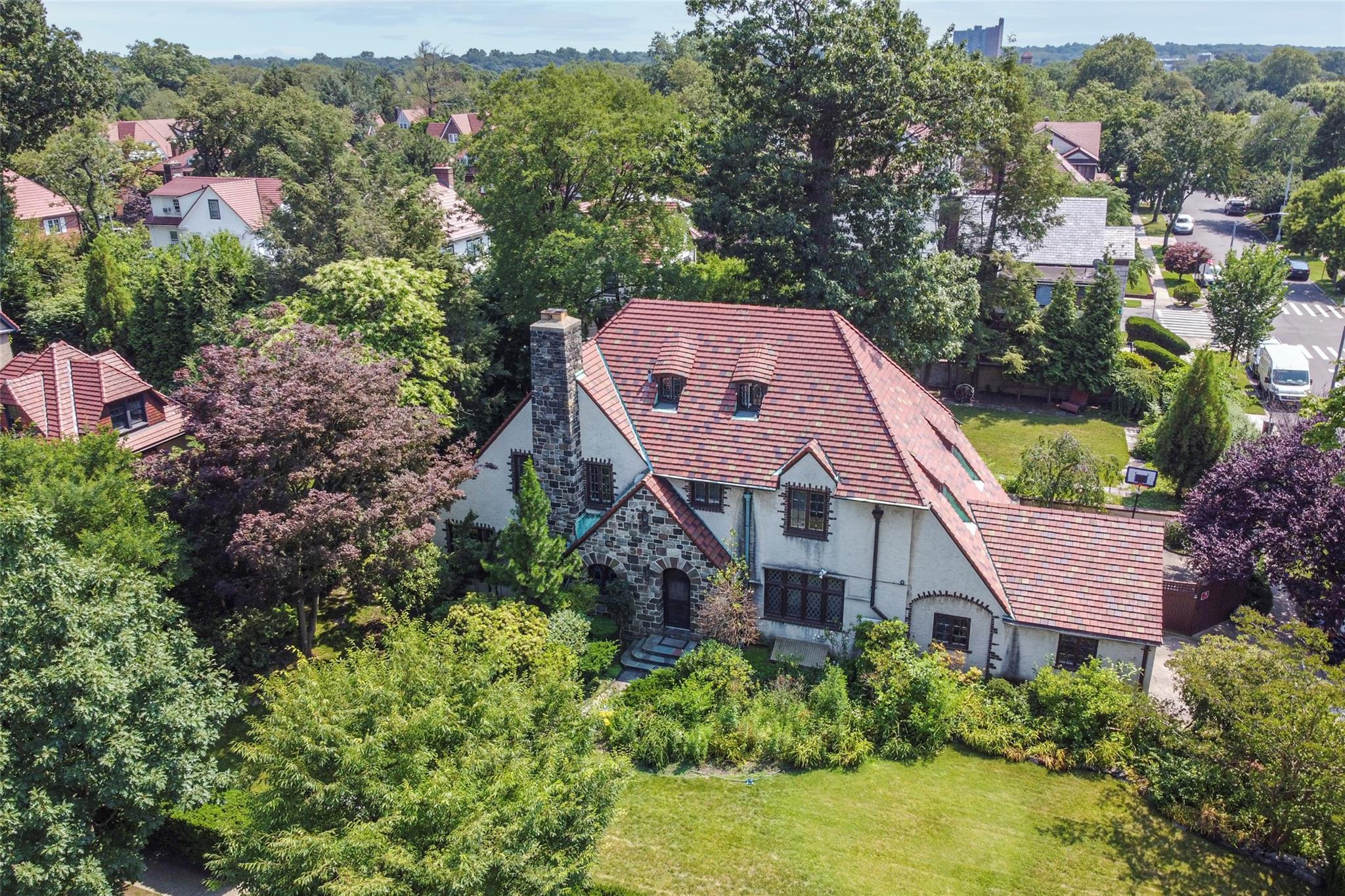 Single Family Exeter  Queens, NY 11375, MLS-822213-31