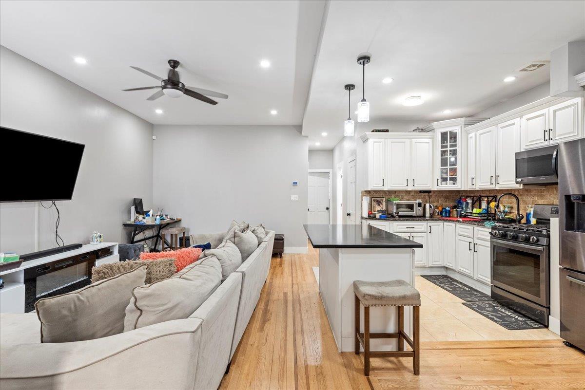 Single Family 59th  Brooklyn, NY 11203, MLS-822323-13