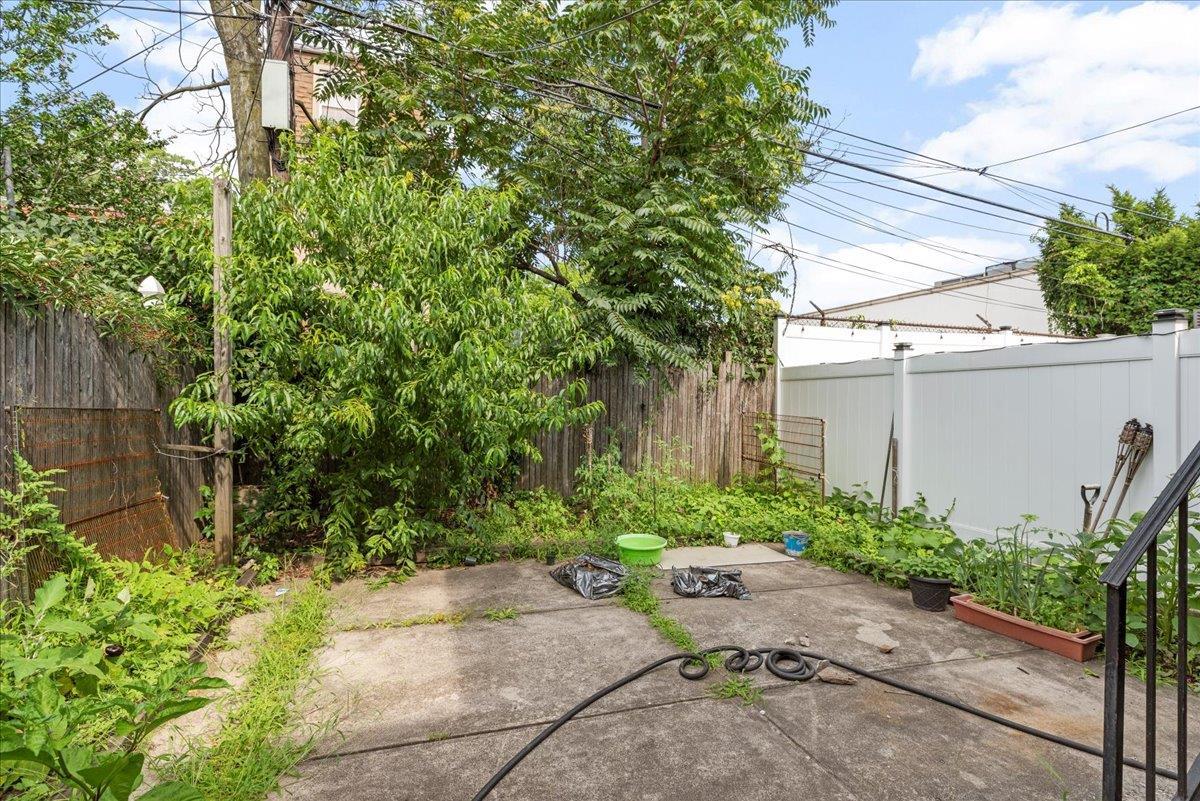 Single Family 59th  Brooklyn, NY 11203, MLS-822323-20