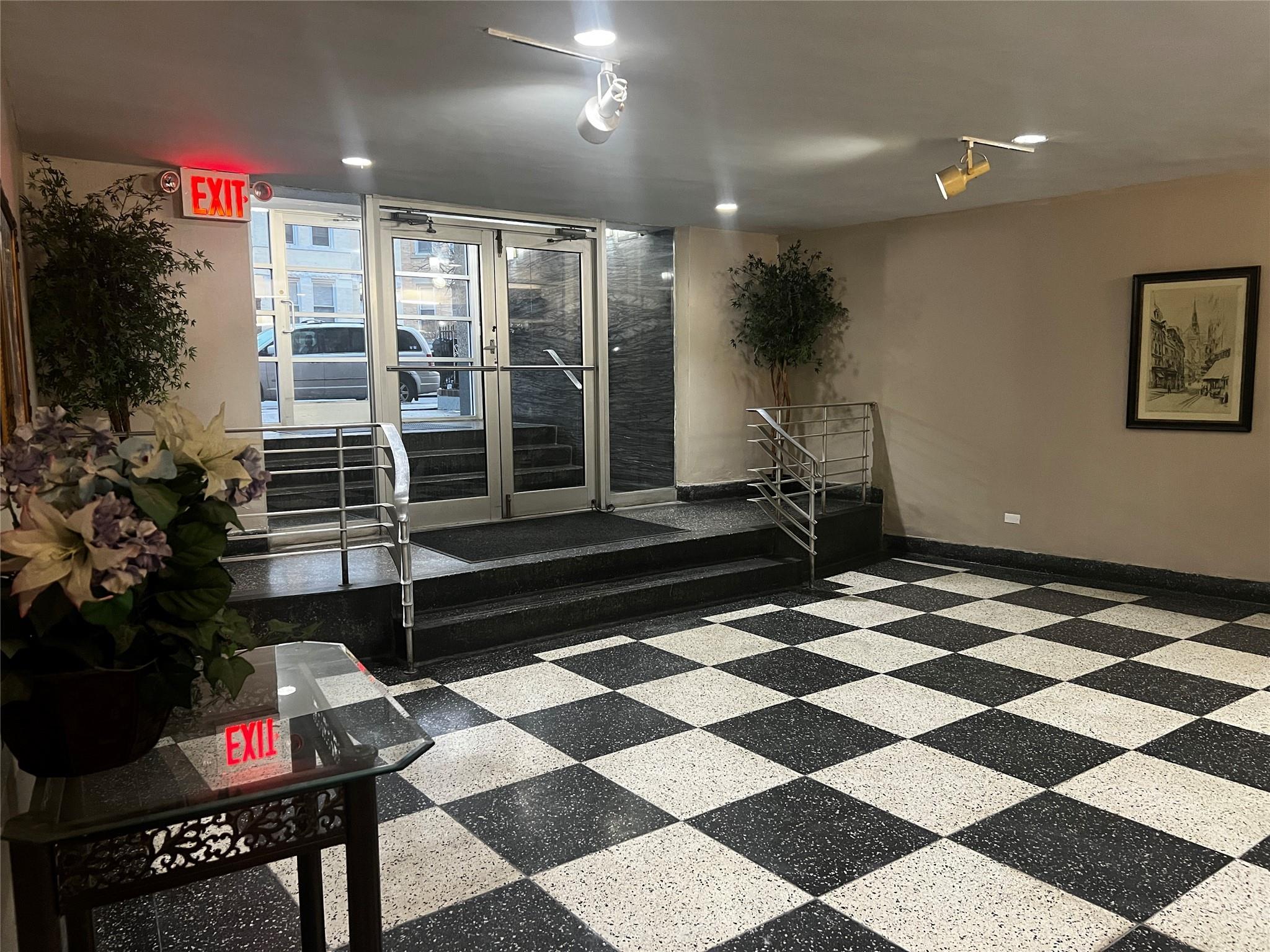 Coop 50 Kenilworth Place #6m,  Brooklyn Ny 11210  Brooklyn, NY 11210, MLS-822327-15
