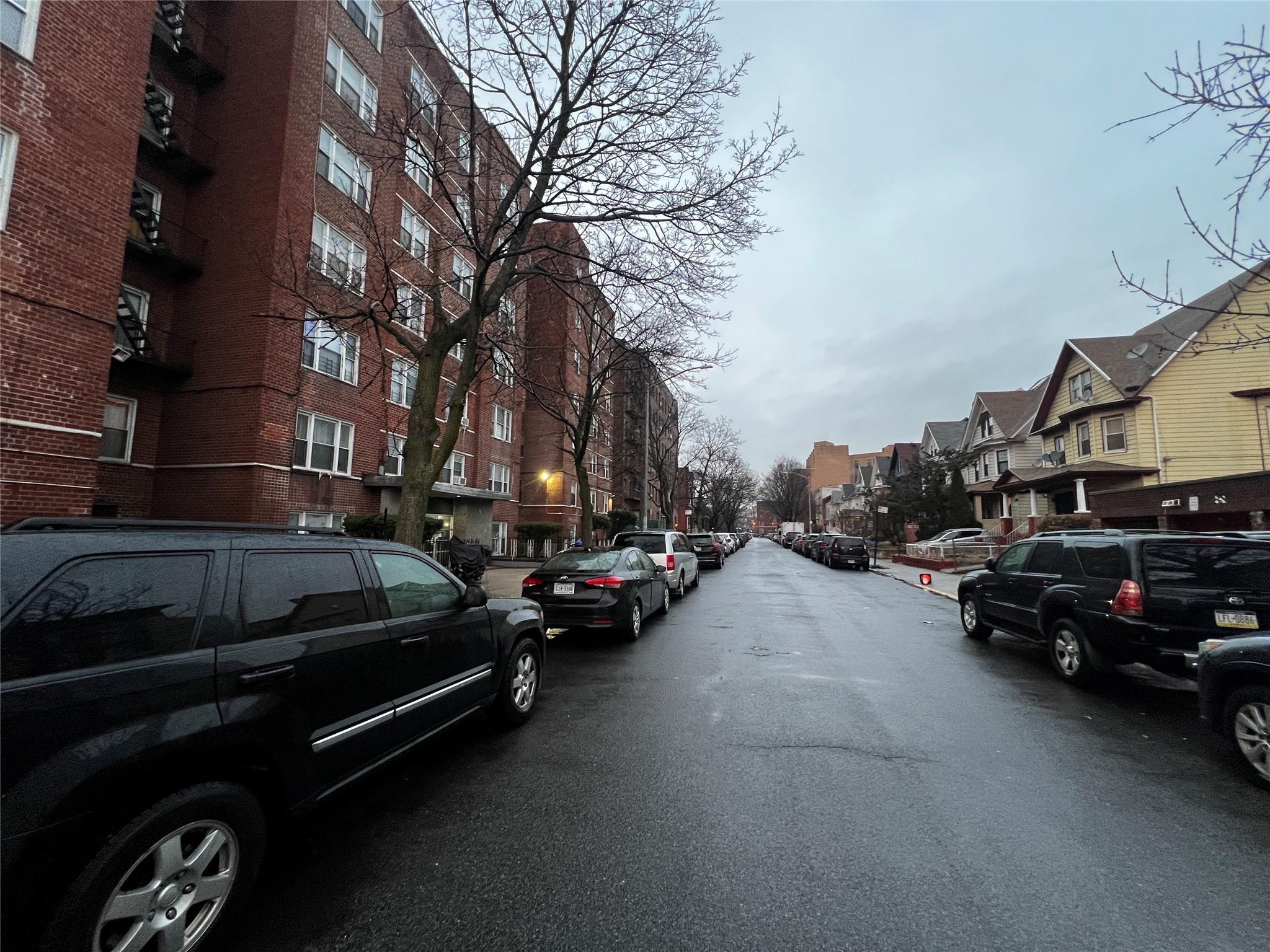 Coop 50 Kenilworth Place #6m,  Brooklyn Ny 11210  Brooklyn, NY 11210, MLS-822327-16