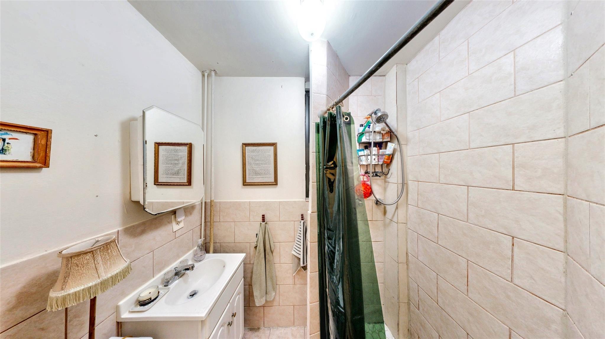 Commercial Sale Irving  Brooklyn, NY 11237, MLS-822379-7