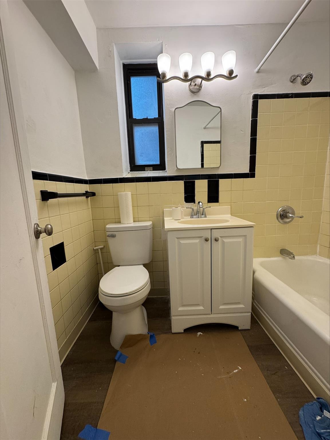 Apartment Broadway  Queens, NY 11373, MLS-822408-5