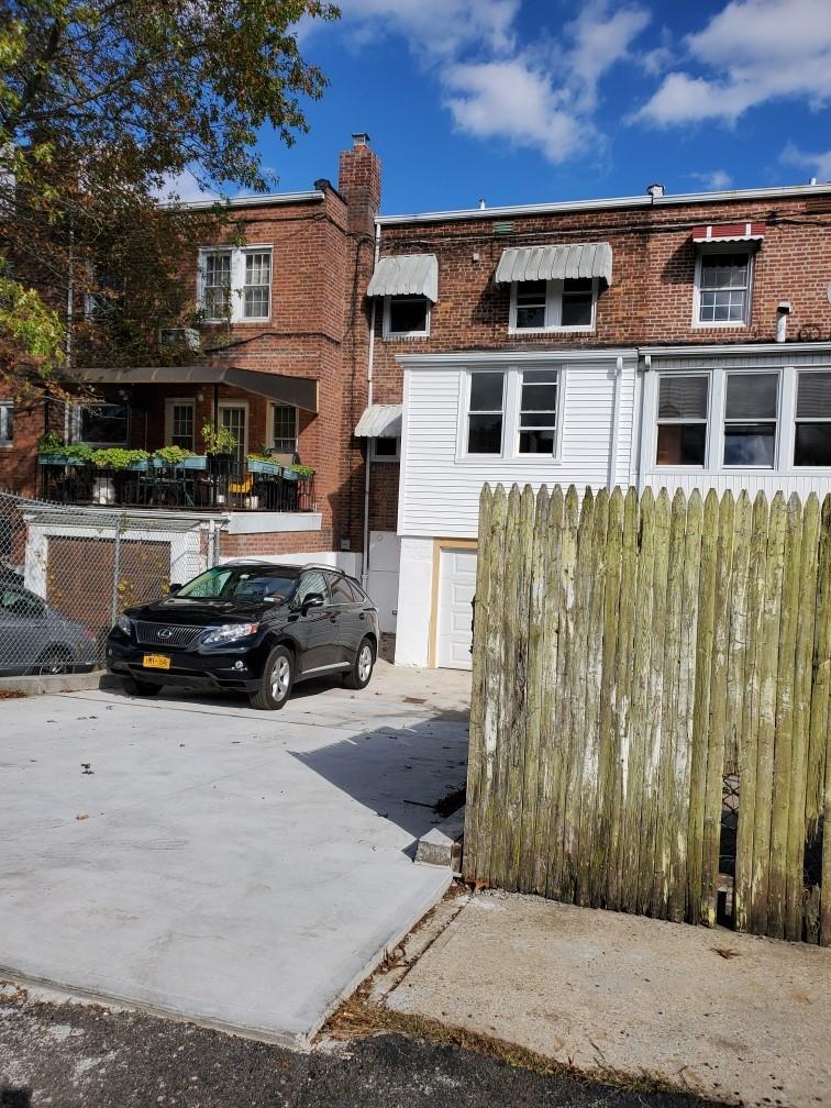 Single Family 84  Queens, NY 11379, MLS-822473-21