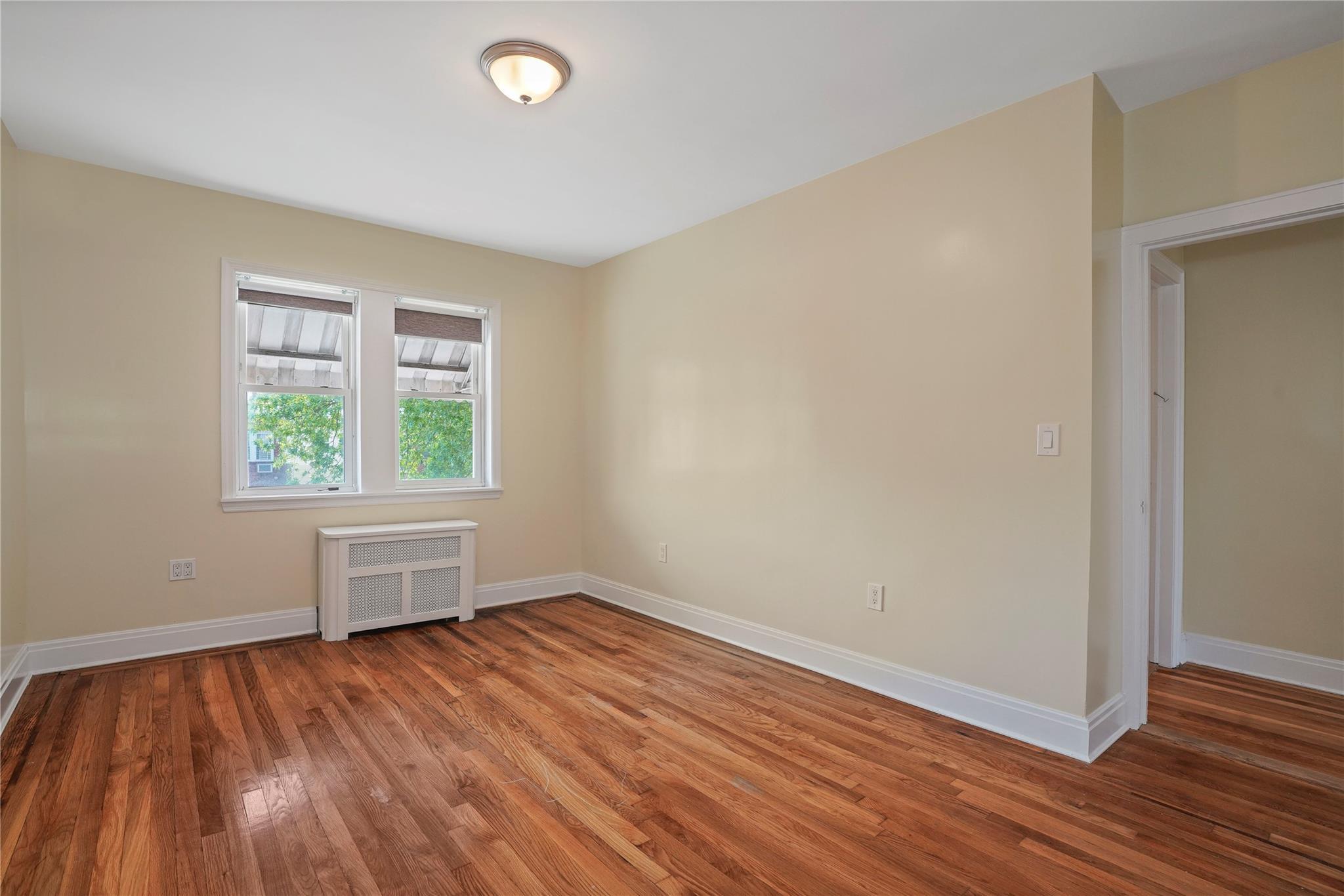 Single Family 84  Queens, NY 11379, MLS-822473-30