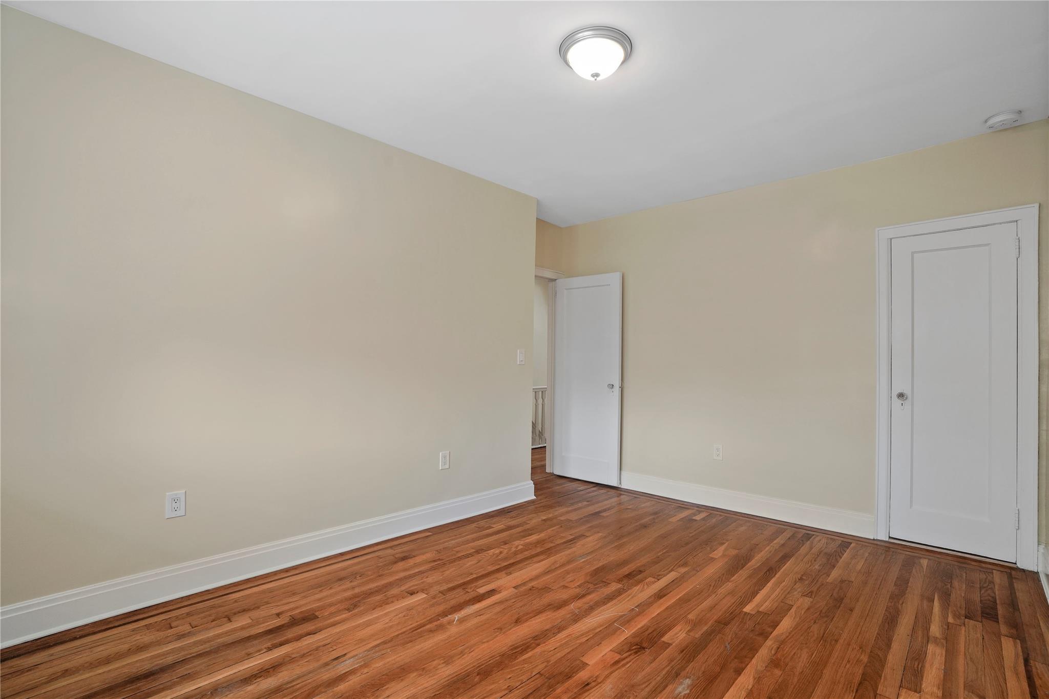 Single Family 84  Queens, NY 11379, MLS-822473-31