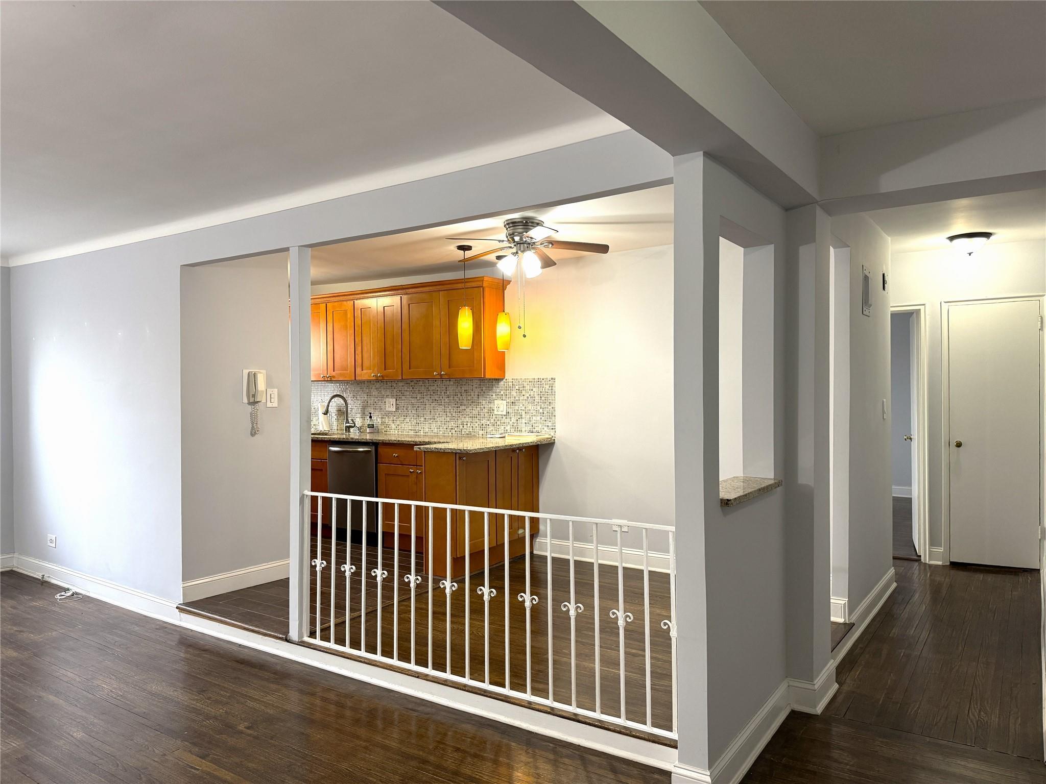 Coop Hoover Ave  Queens, NY 11435, MLS-822504-4
