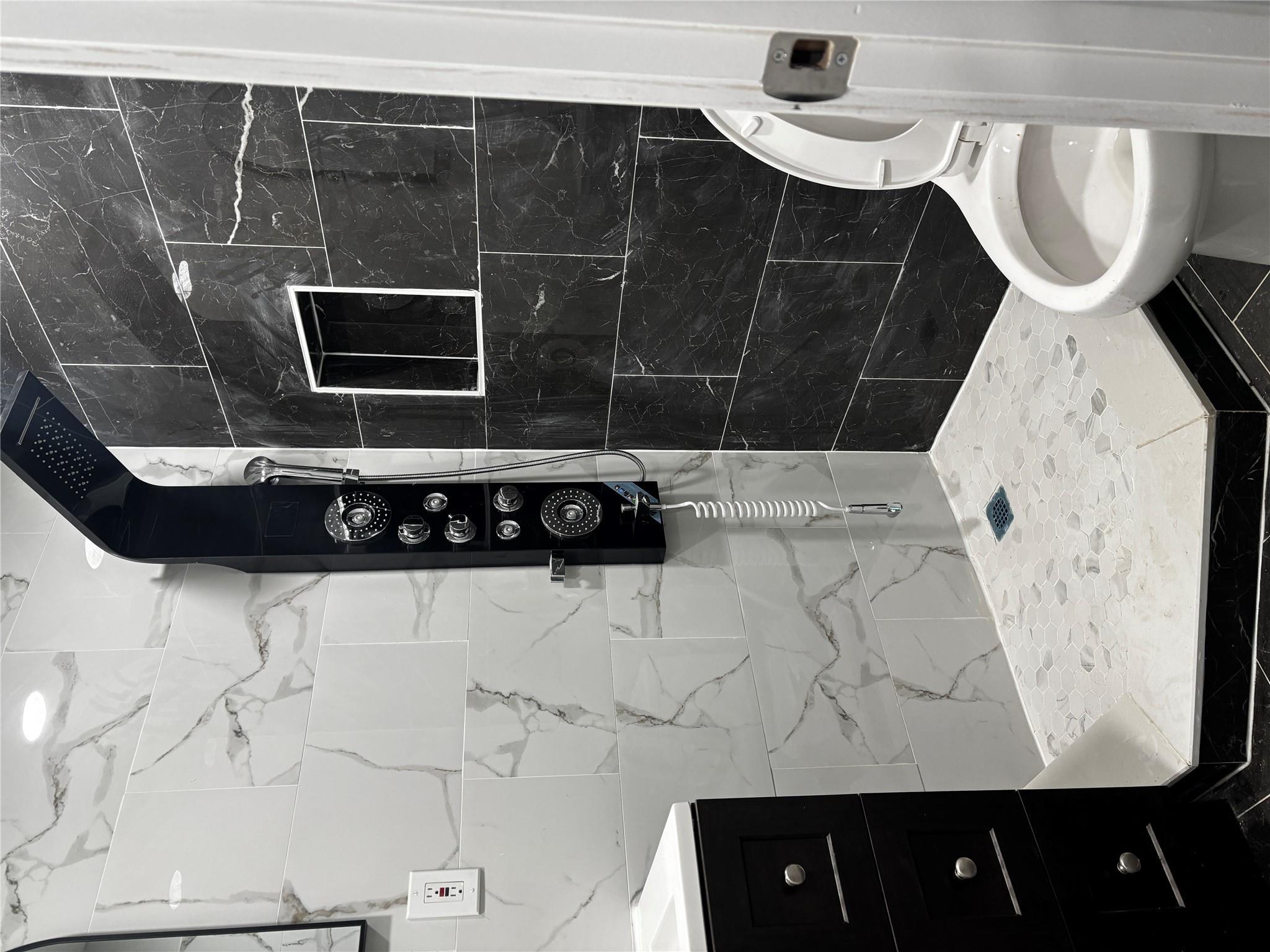 Apartment Lincoln  Brooklyn, NY 11208, MLS-822532-7
