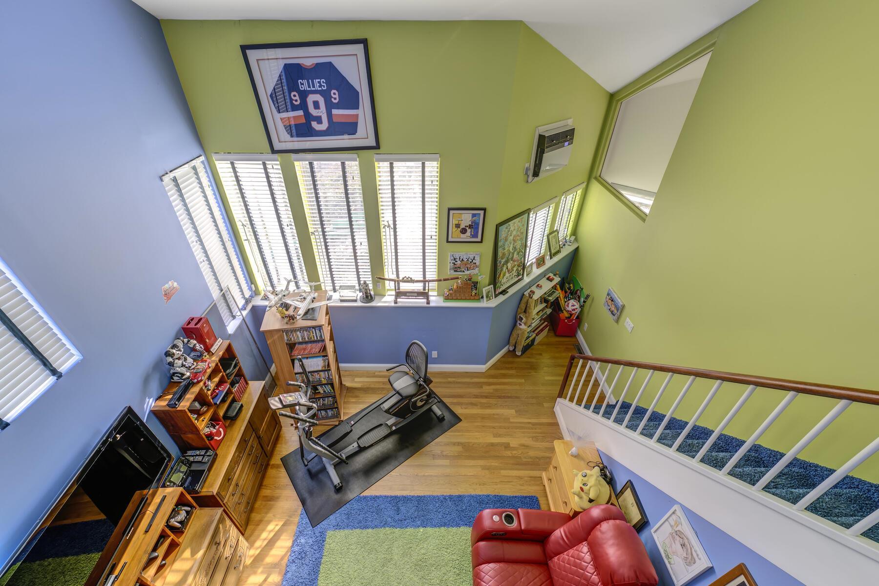 Single Family Laurel  Nassau County, NY 11791, MLS-822538-29
