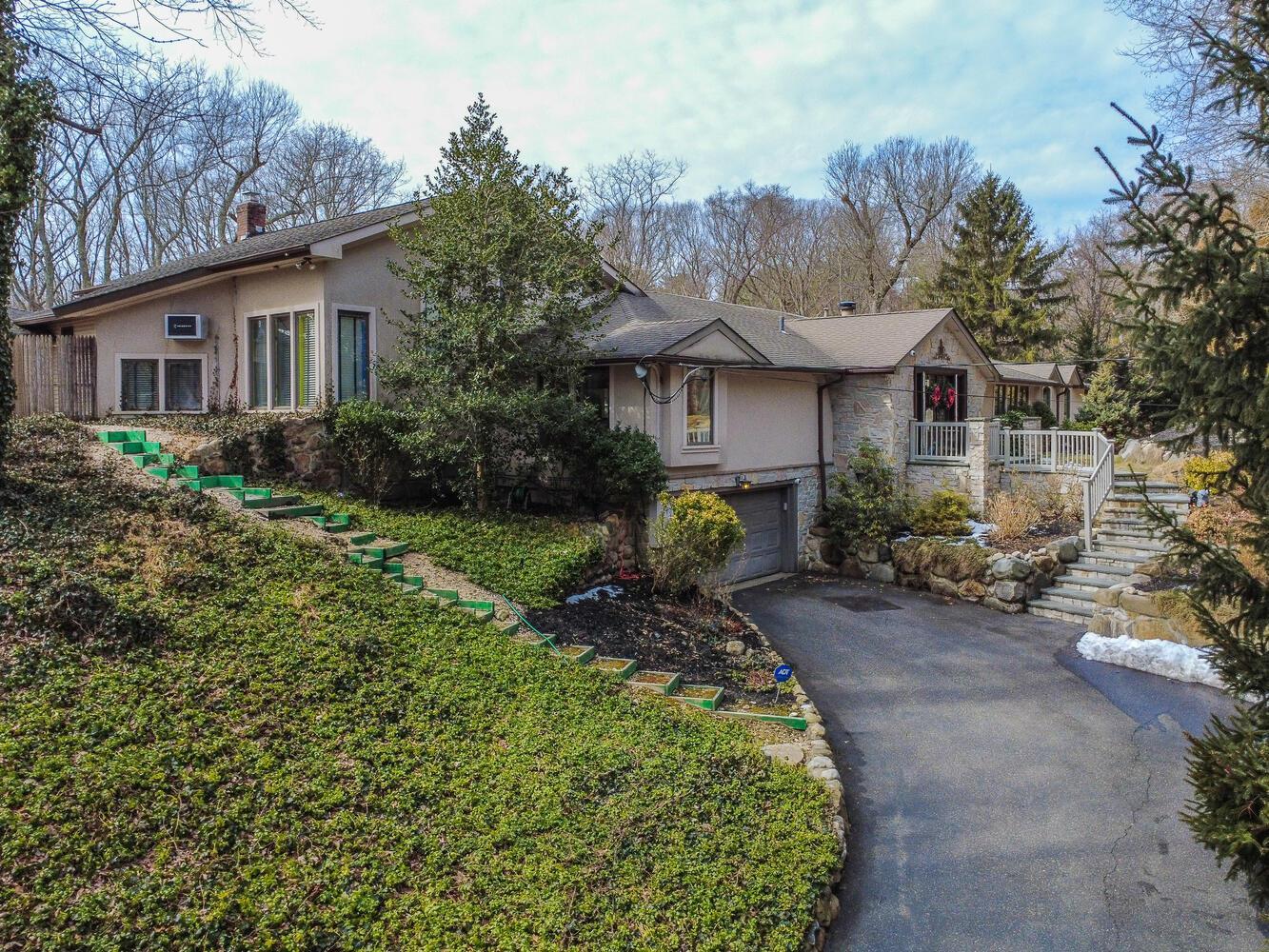 Single Family Laurel  Nassau County, NY 11791, MLS-822538-4