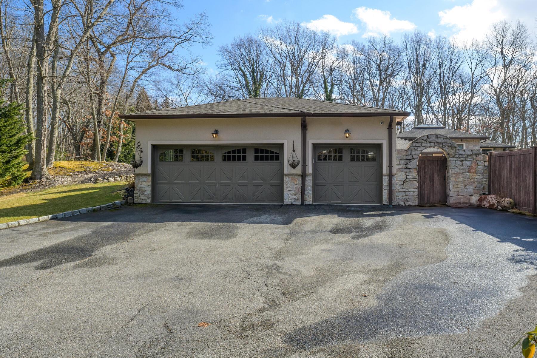 Single Family Laurel  Nassau County, NY 11791, MLS-822538-7