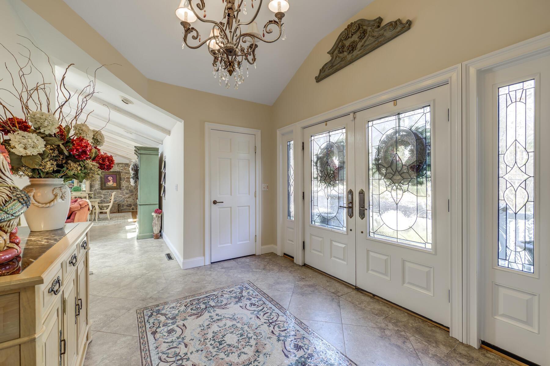 Single Family Laurel  Nassau County, NY 11791, MLS-822538-9