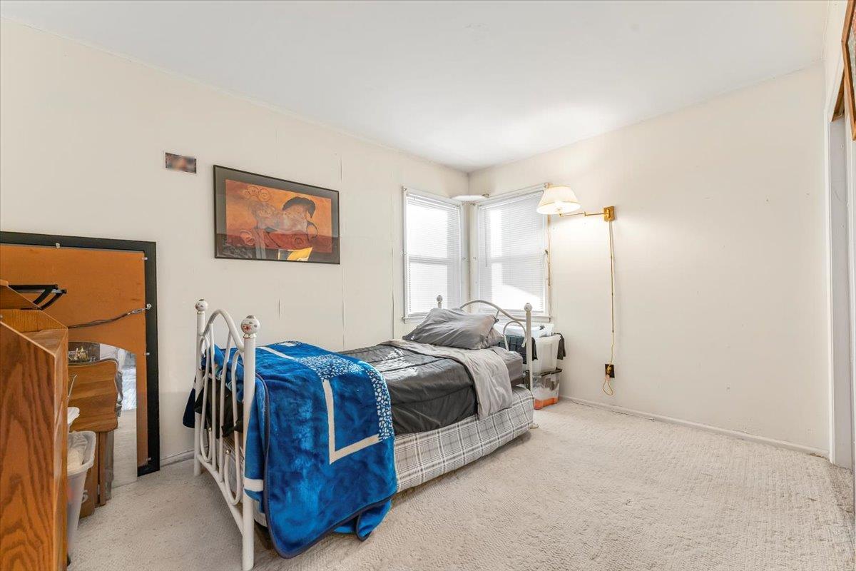 Single Family Lincoln  Nassau County, NY 11580, MLS-822670-11