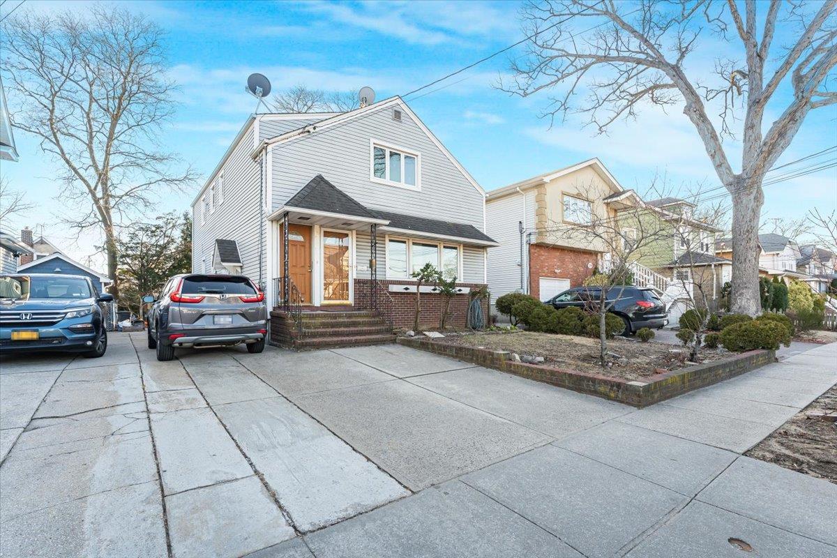 Single Family Lincoln  Nassau County, NY 11580, MLS-822670-3