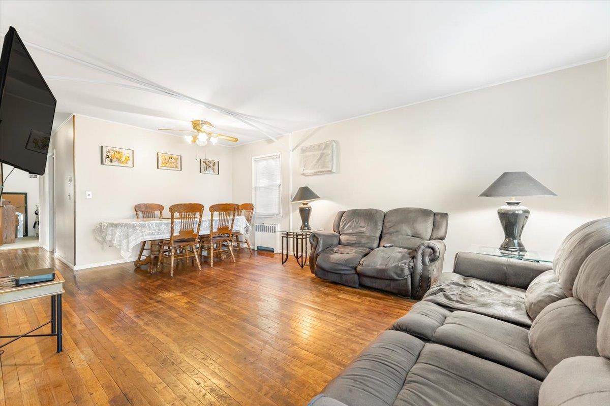 Single Family Lincoln  Nassau County, NY 11580, MLS-822670-6