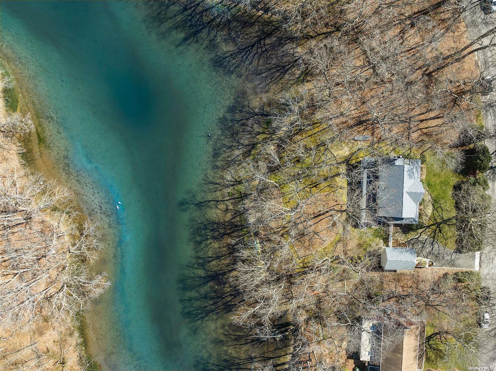 Single Family Long Creek  Suffolk County, NY 11971, MLS-822706-22
