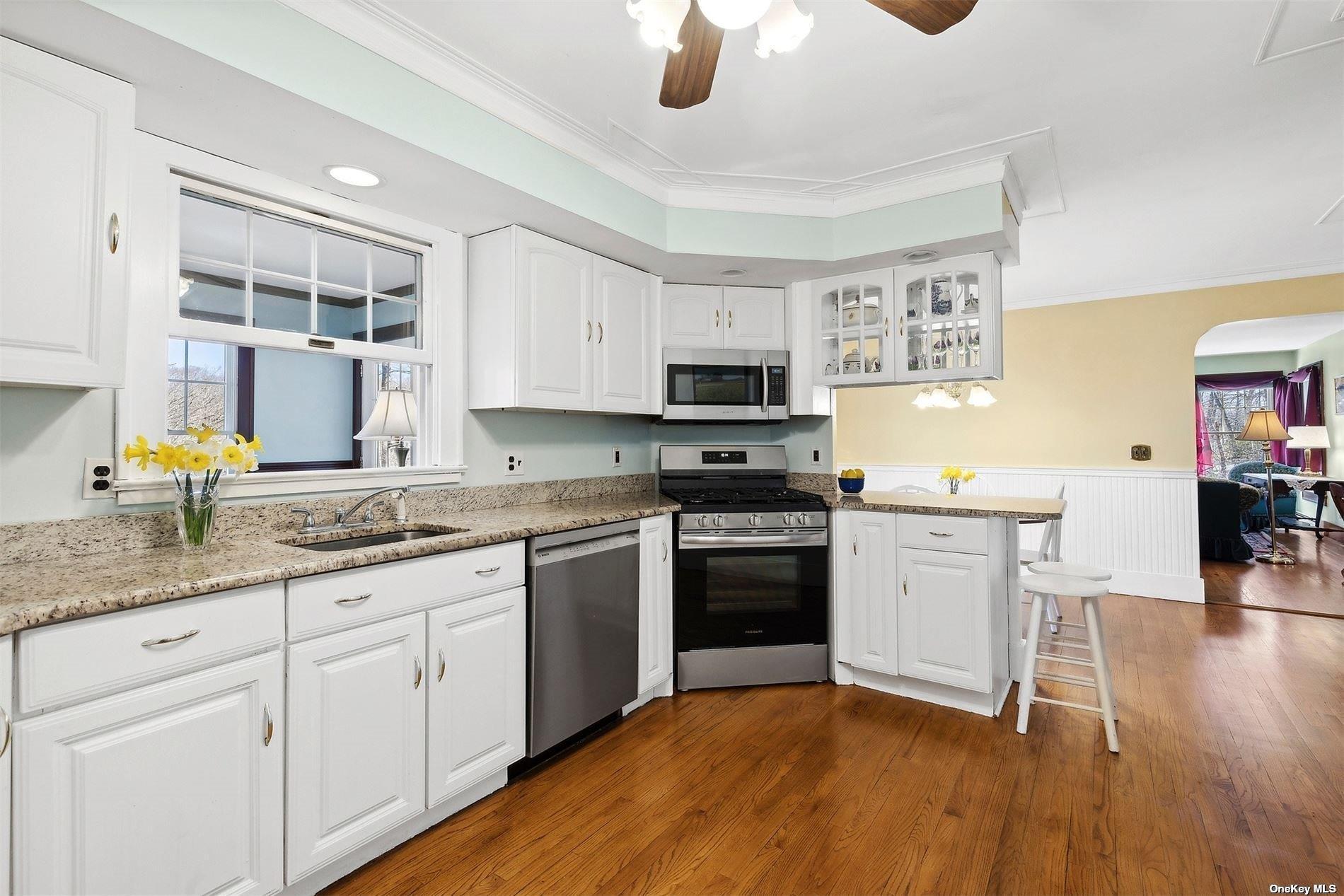 Single Family Long Creek  Suffolk County, NY 11971, MLS-822706-5