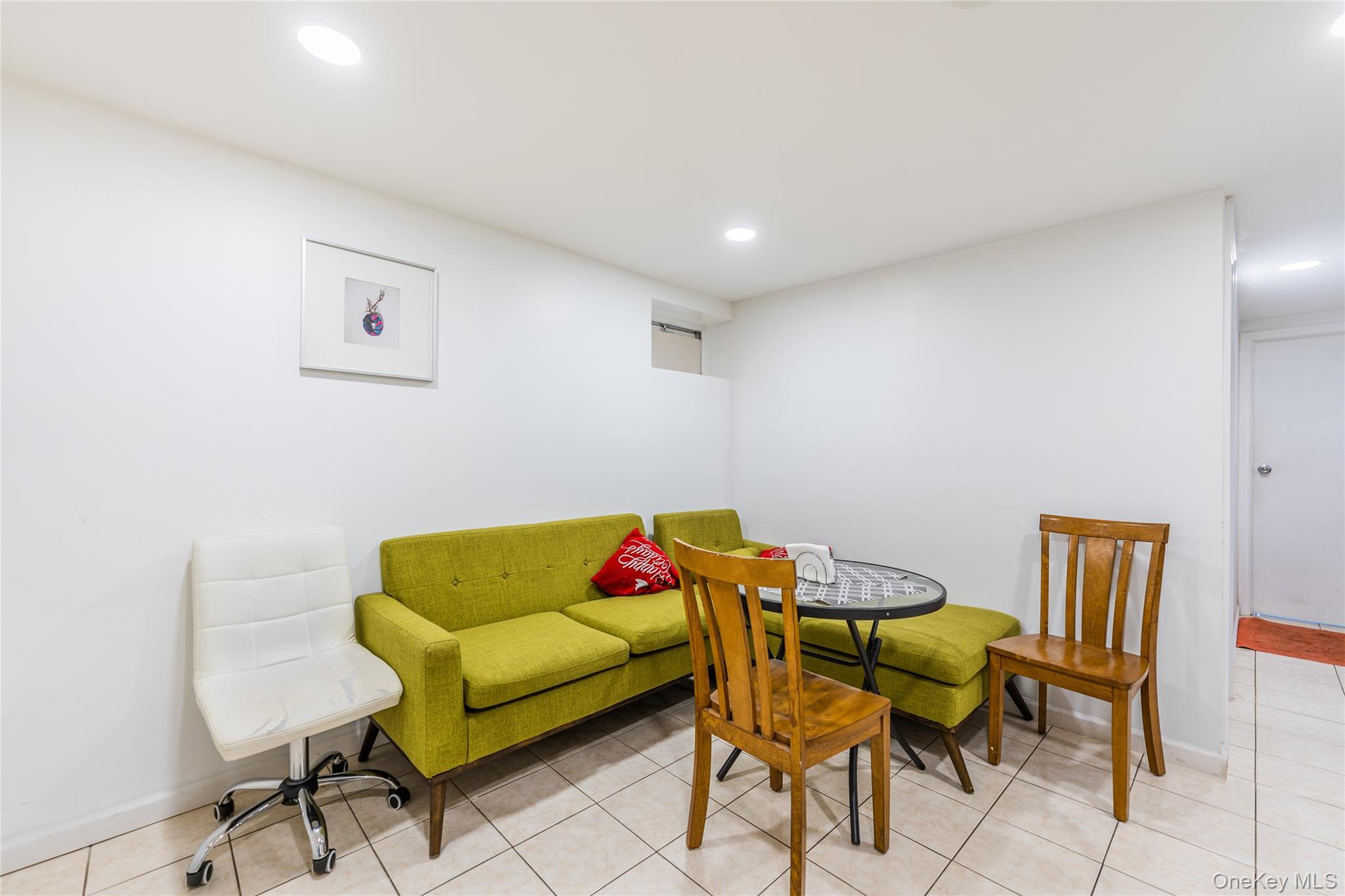 Single Family 68th Road Queens, NY 11379, MLS-822737-20