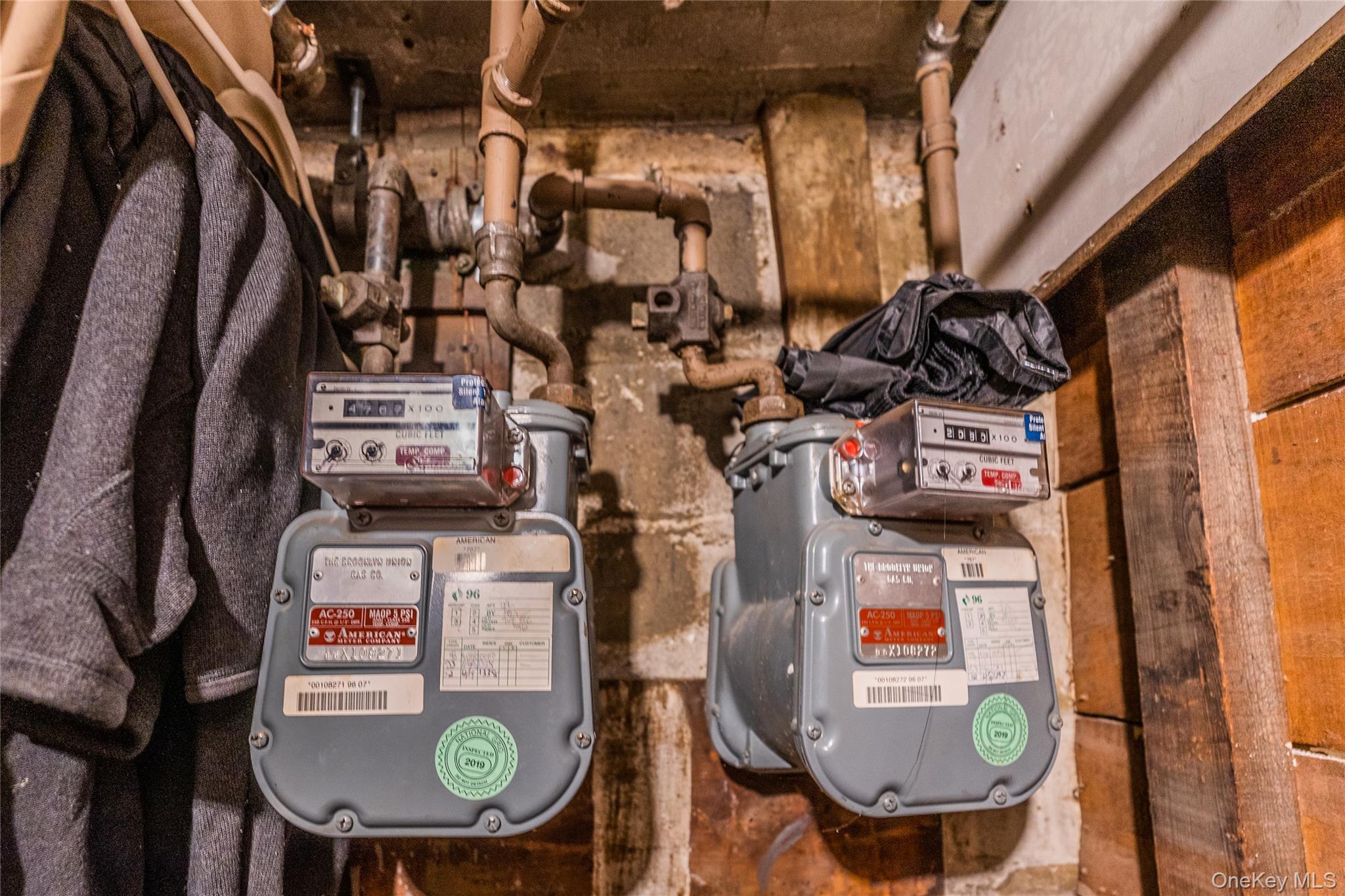 Single Family 68th Road Queens, NY 11379, MLS-822737-22