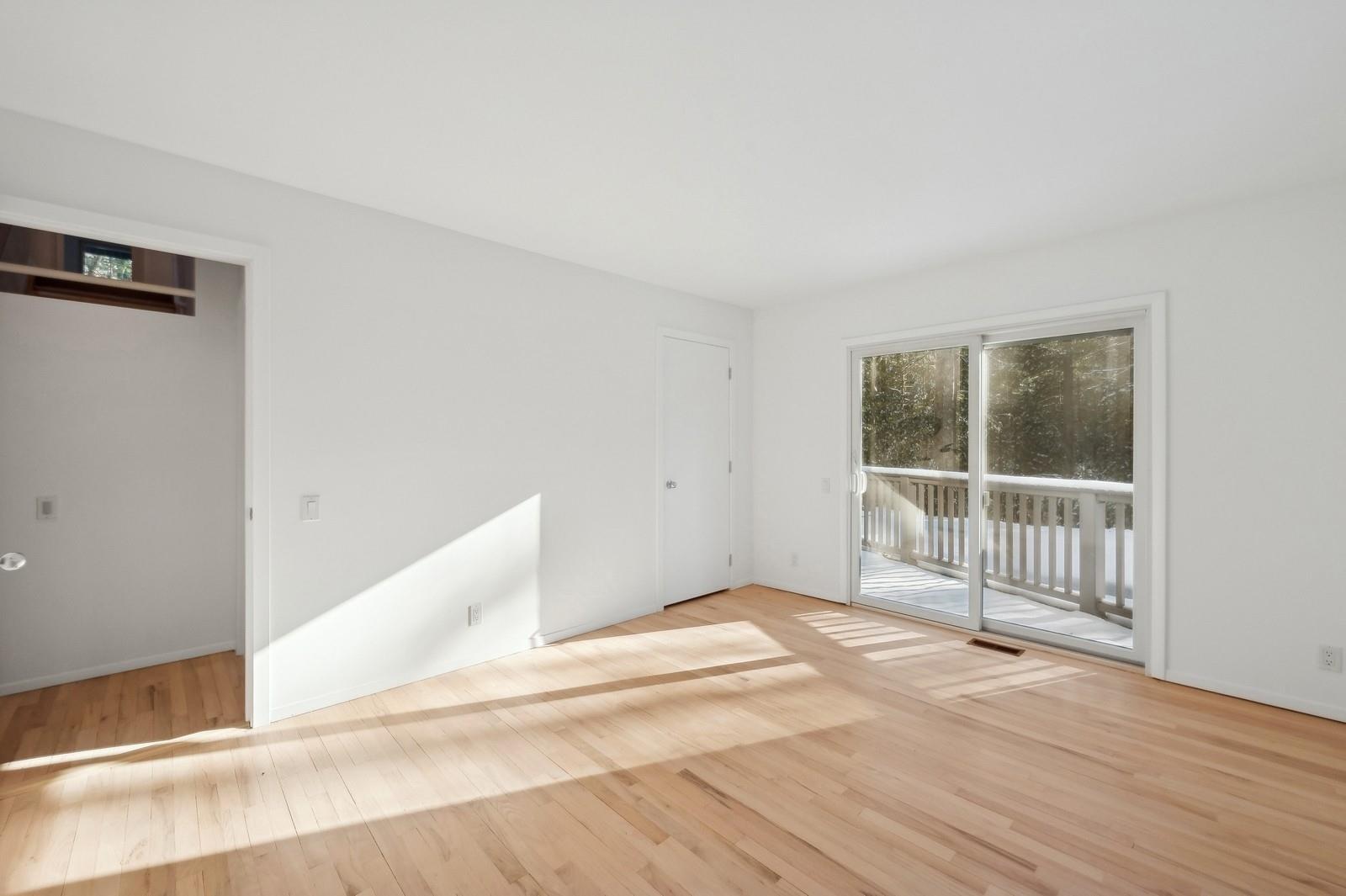Single Family Oak Hill Lane  Suffolk County, NY 11937, MLS-822786-25
