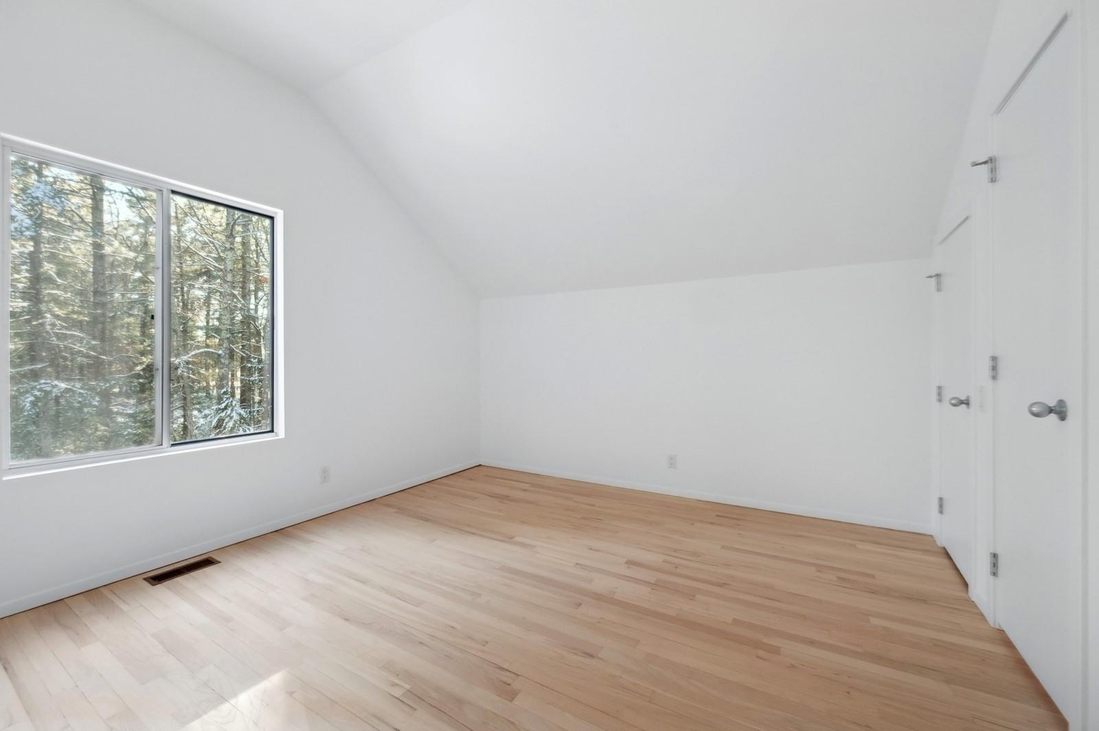 Single Family Oak Hill Lane  Suffolk County, NY 11937, MLS-822786-28
