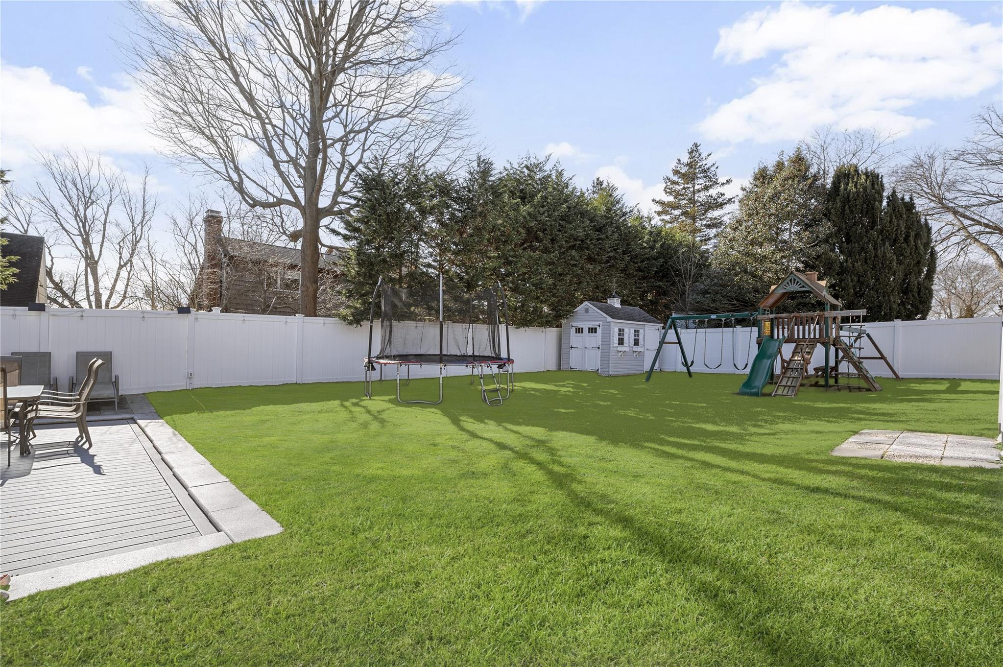Single Family Captain Kidd  Suffolk County, NY 11952, MLS-822831-35