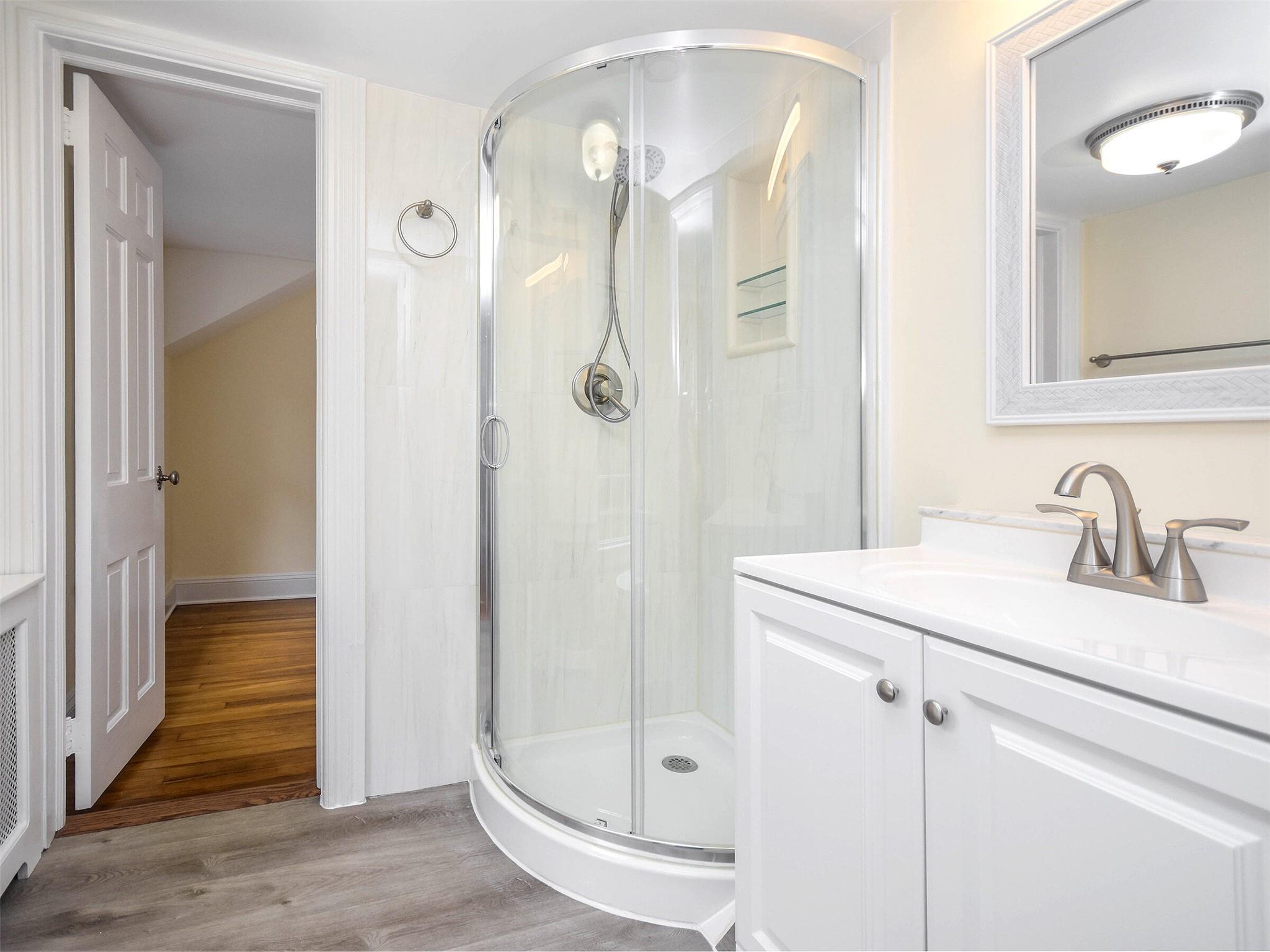 Apartment Pinetree  Nassau County, NY 11568, MLS-822855-26