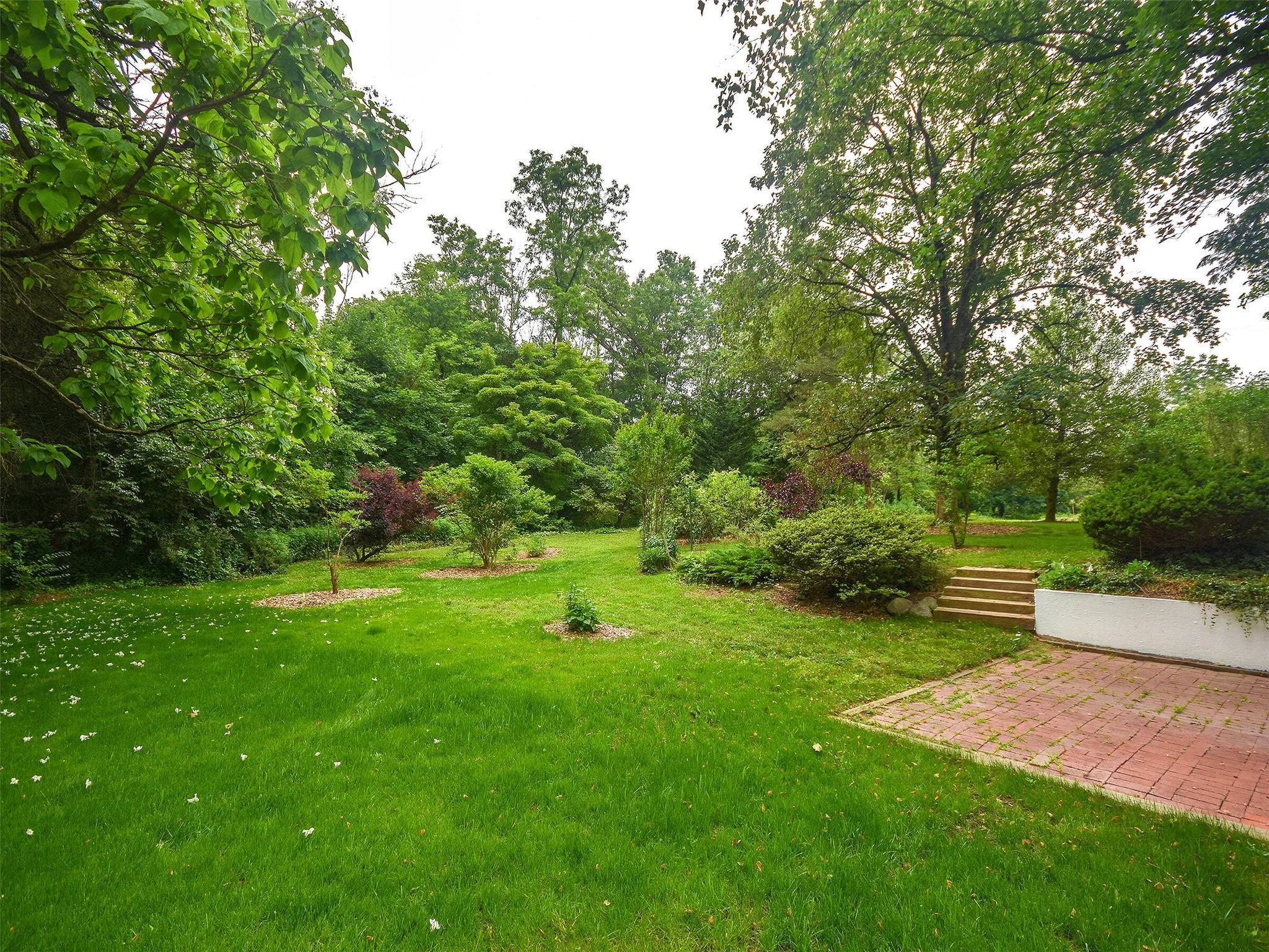 Apartment Pinetree  Nassau County, NY 11568, MLS-822855-34