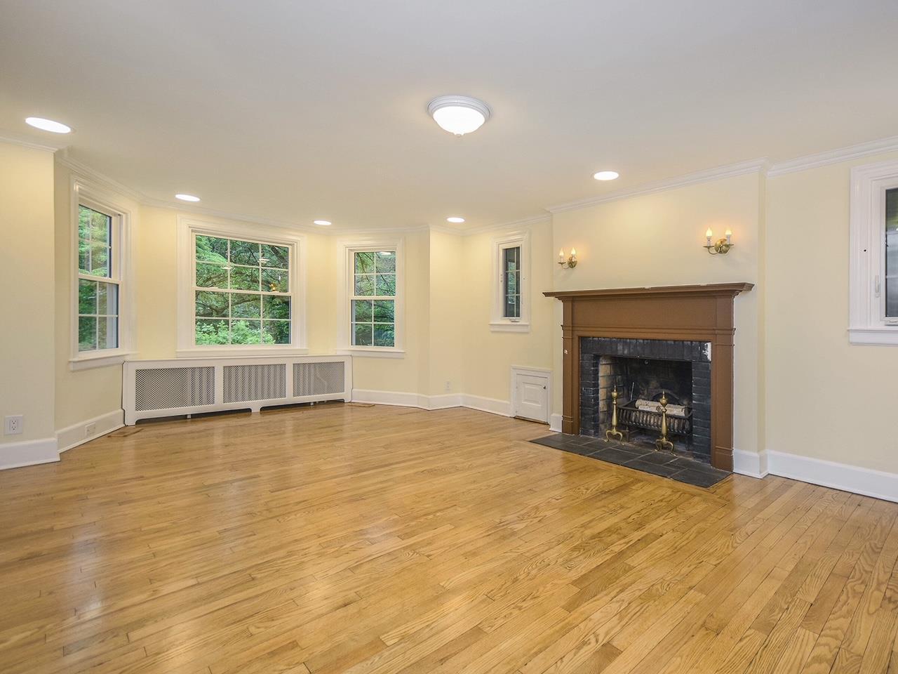 Apartment Pinetree  Nassau County, NY 11568, MLS-822855-5