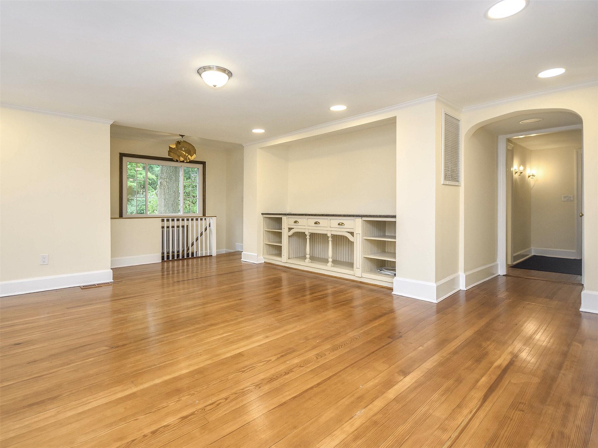 Apartment Pinetree  Nassau County, NY 11568, MLS-822855-7