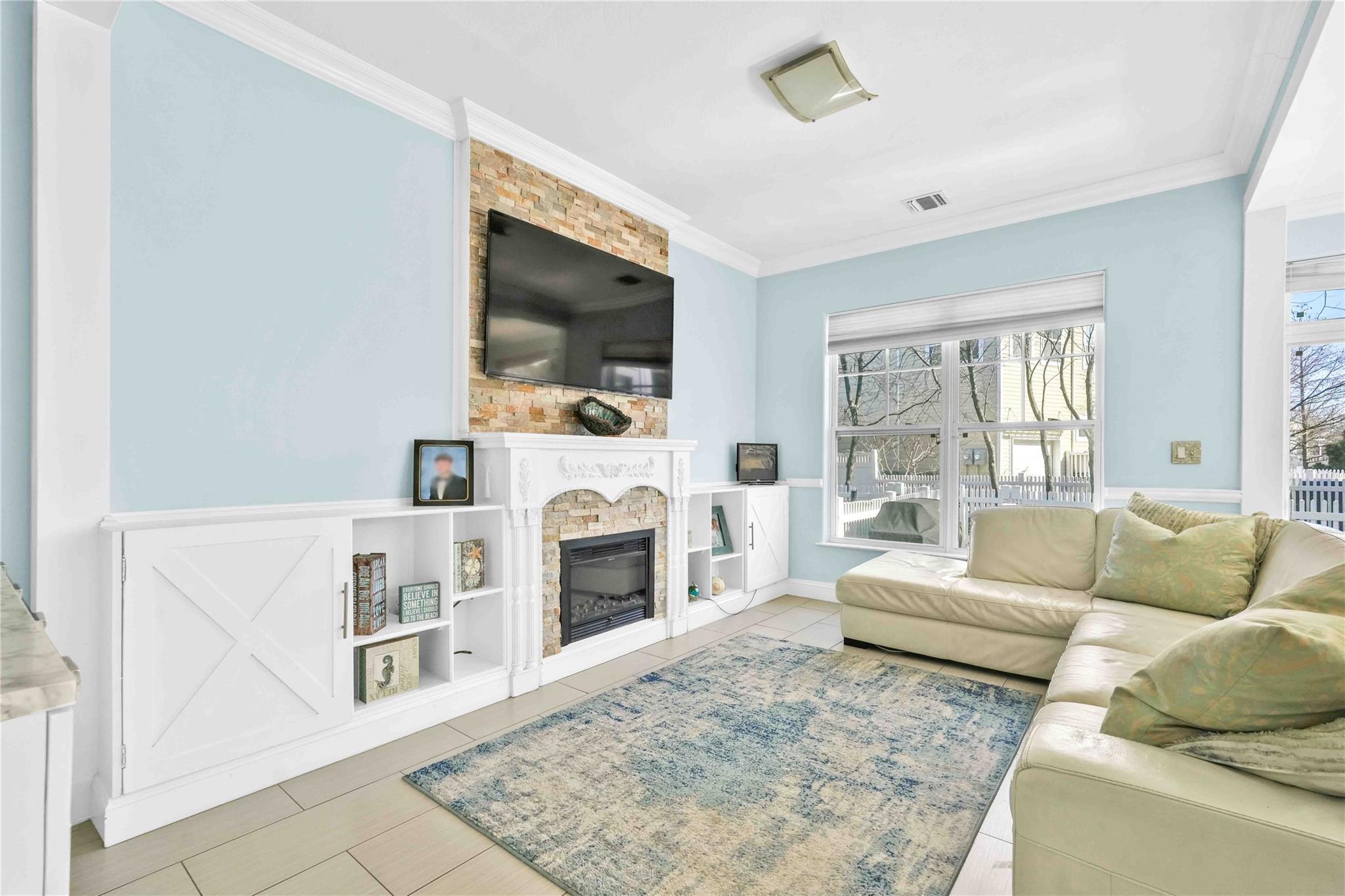 Single Family Beach 74th  Queens, NY 11692, MLS-822929-2