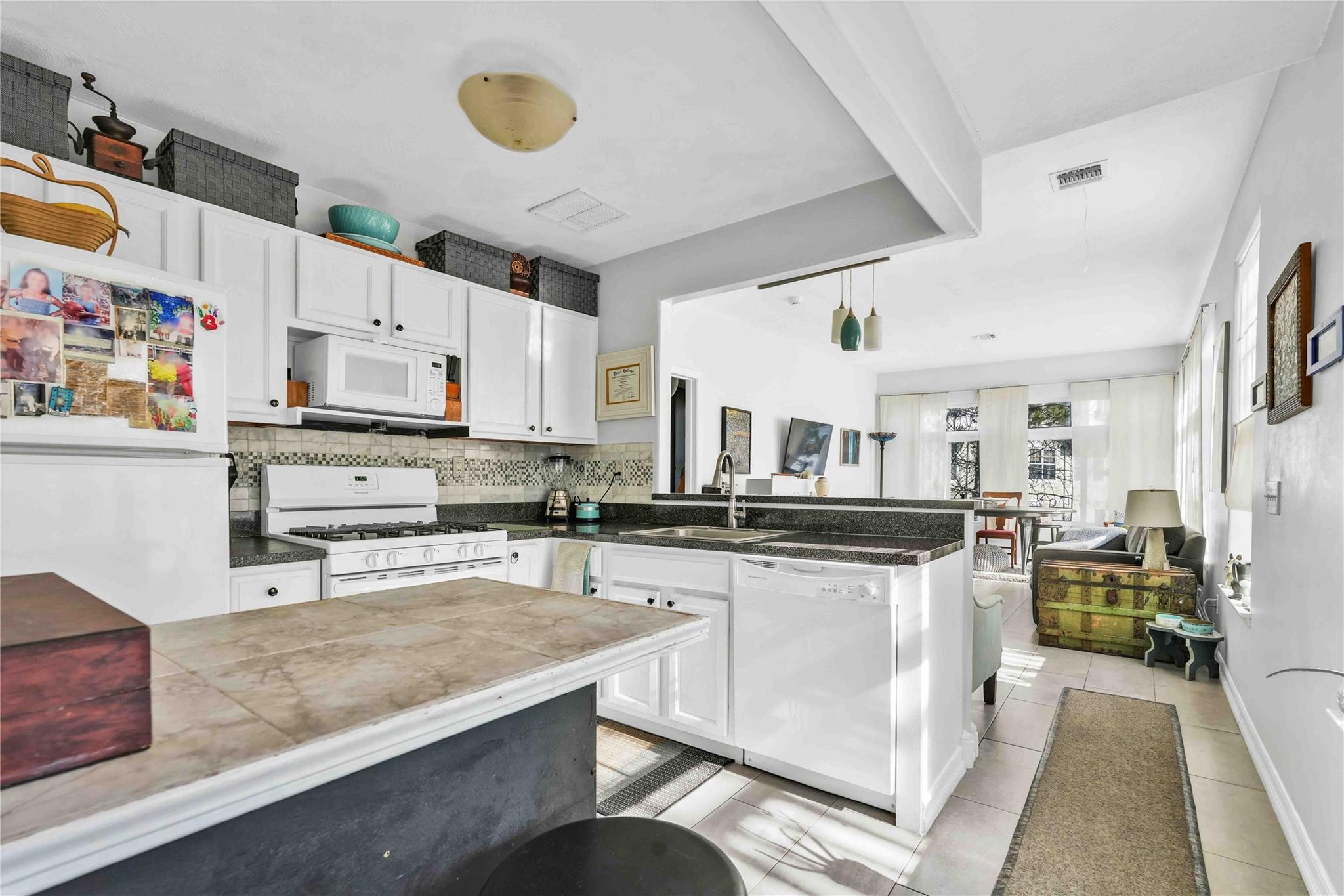 Single Family Beach 74th  Queens, NY 11692, MLS-822929-38