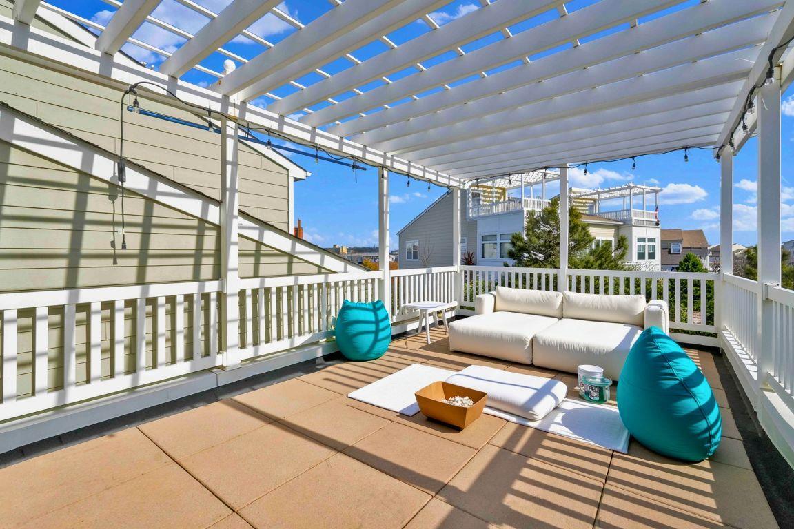 Single Family Beach 74th  Queens, NY 11692, MLS-822929-45