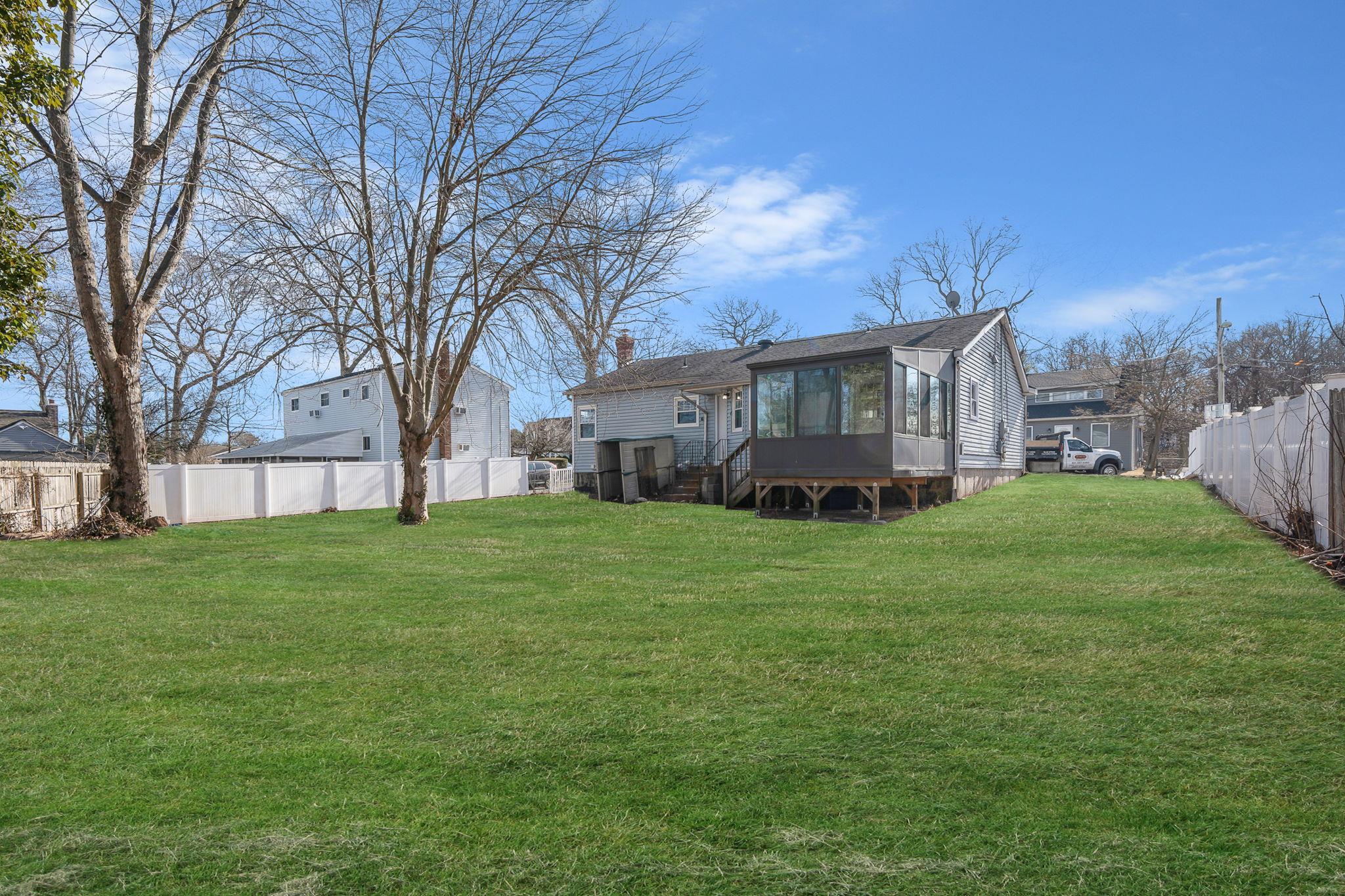 Single Family Emily  Suffolk County, NY 11779, MLS-823007-7