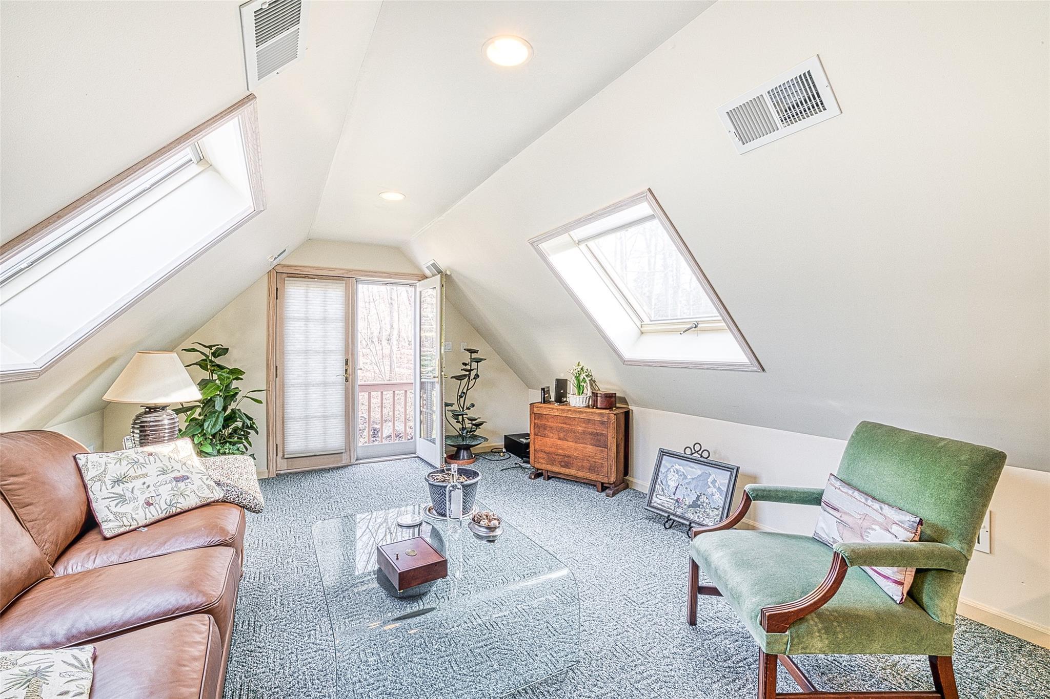 Single Family Swan  Suffolk County, NY 11780, MLS-823087-30