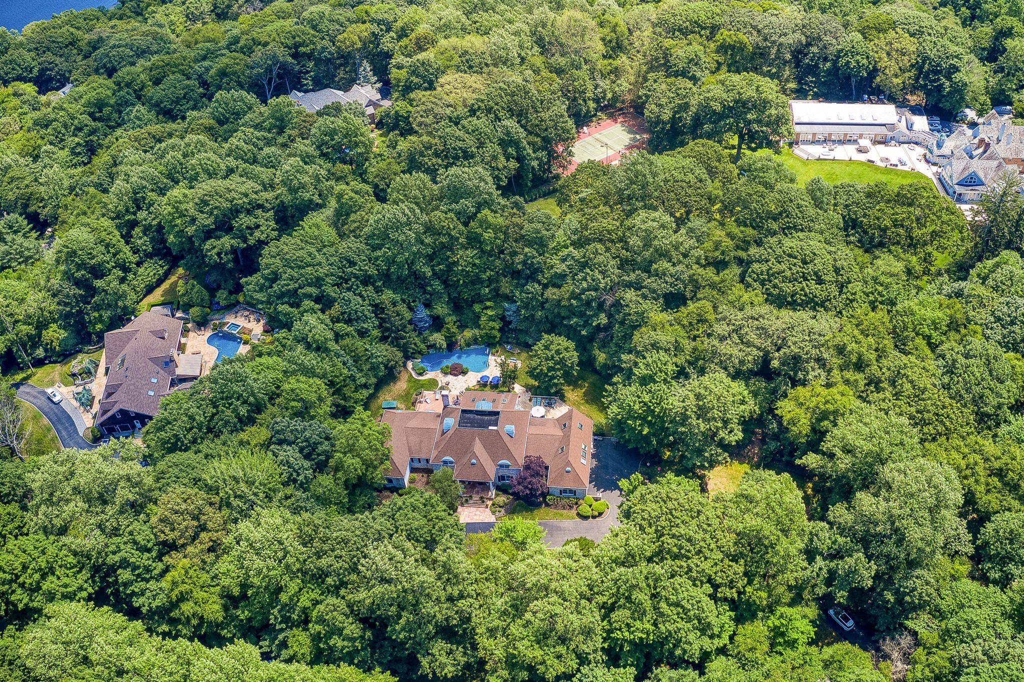 Single Family Swan  Suffolk County, NY 11780, MLS-823087-45