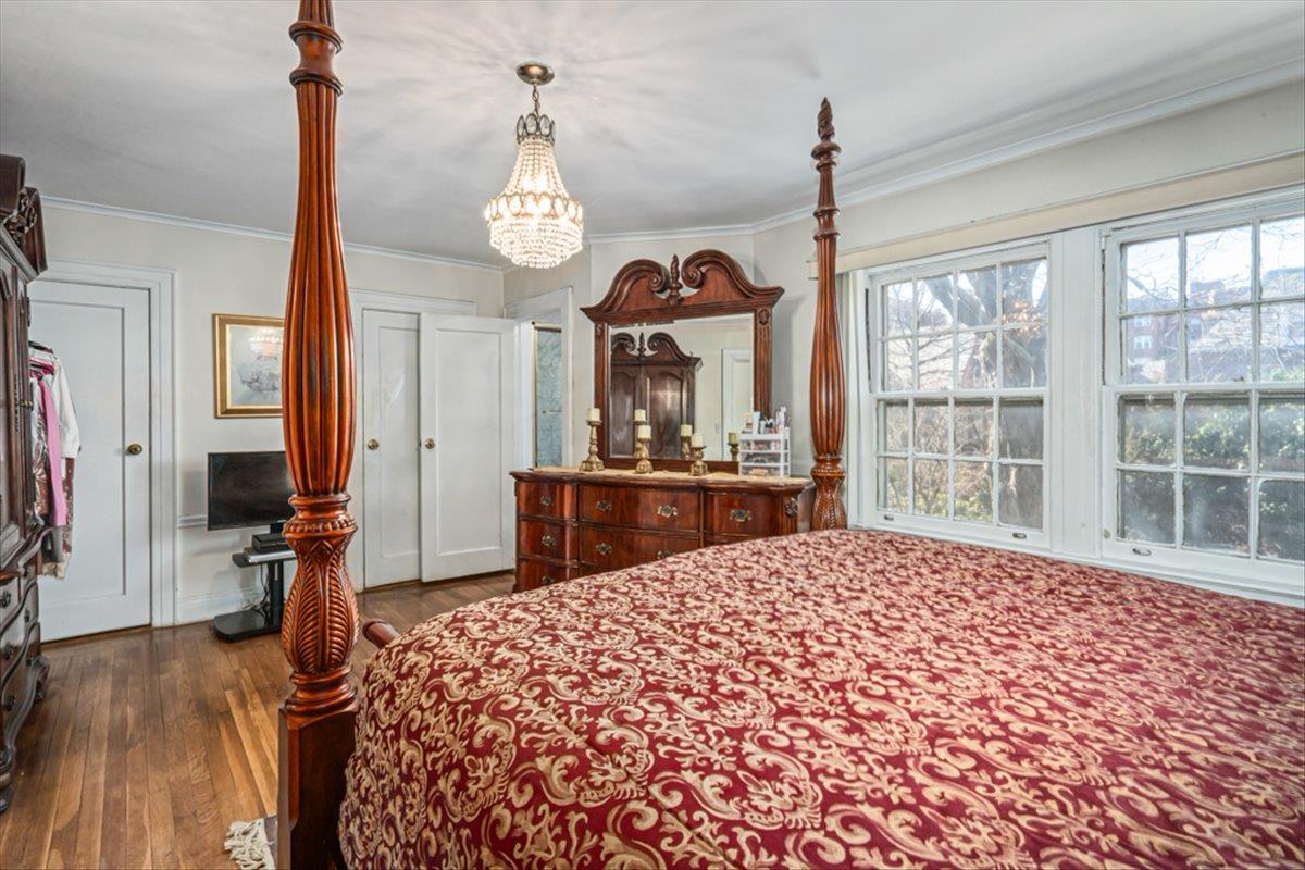 Single Family 87th  Queens, NY 11372, MLS-823141-22