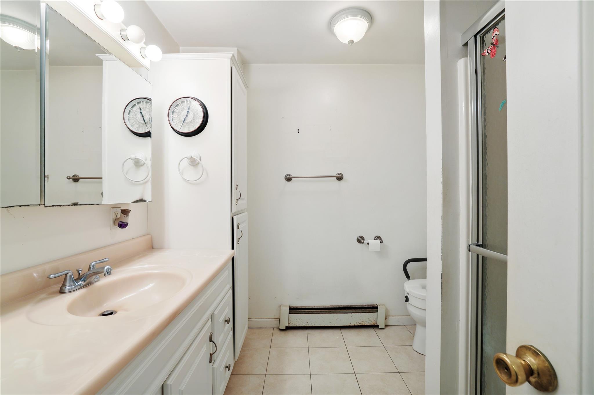 Single Family Raft  Suffolk County, NY 11741, MLS-823186-23