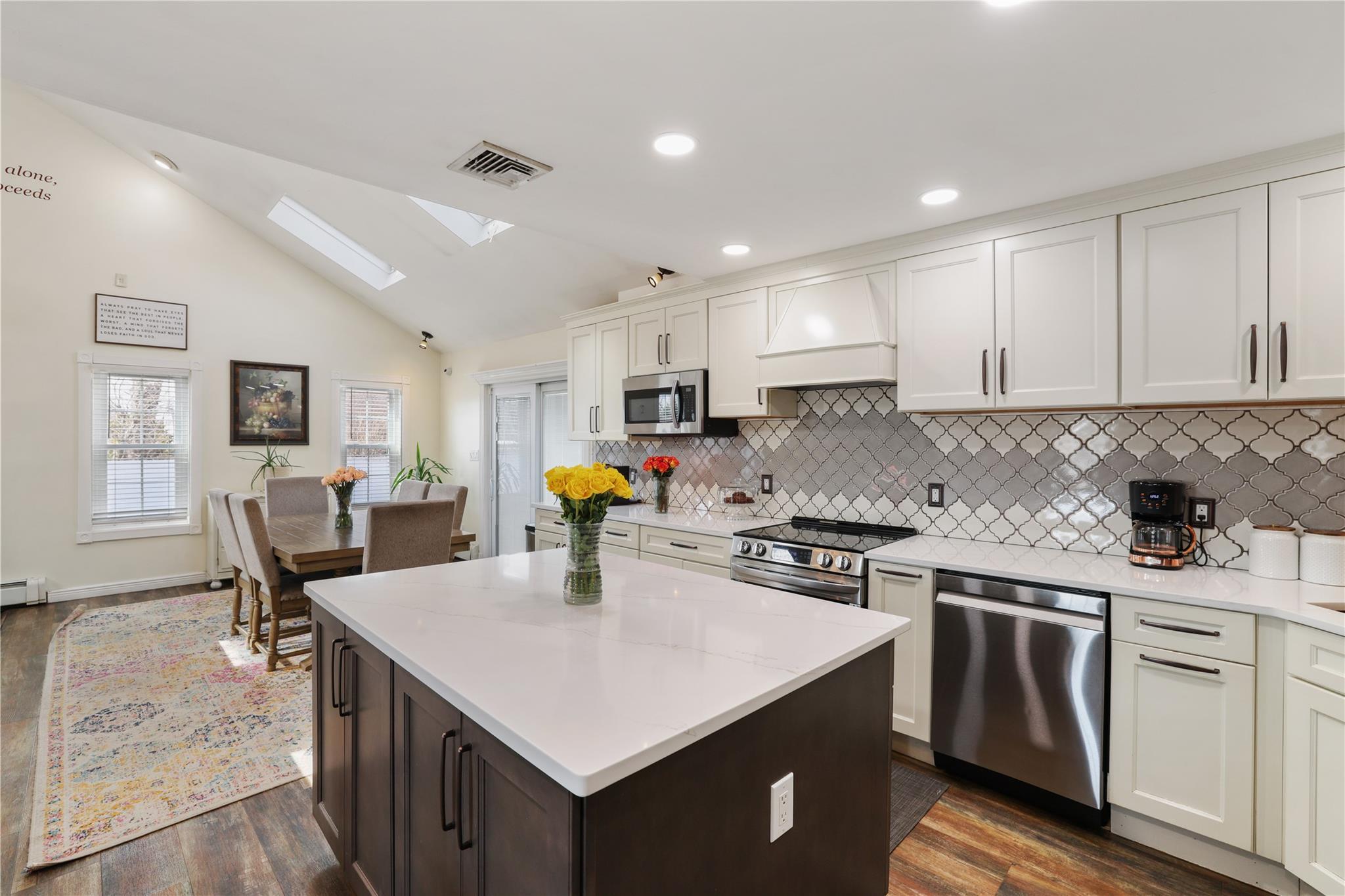 Single Family Raft  Suffolk County, NY 11741, MLS-823186-8