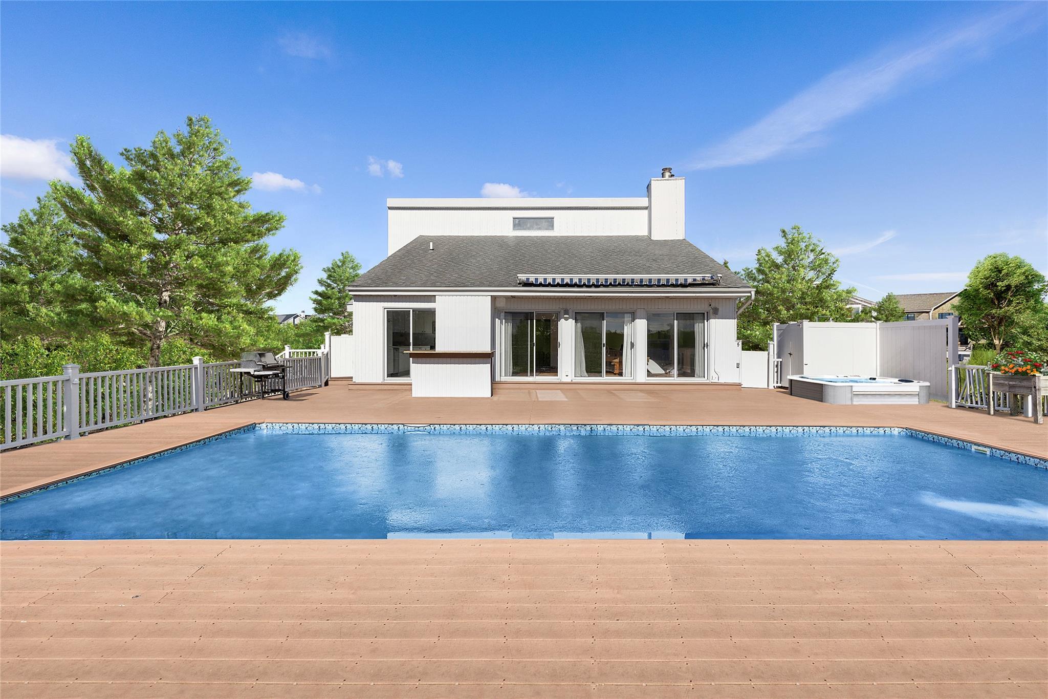 Single Family Meadow  Suffolk County, NY 11978, MLS-823202-3